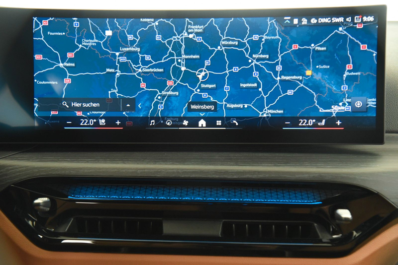 BMW 320 d Touring xDrive M Sport Pro ACC LED DAB Pano — photo 12