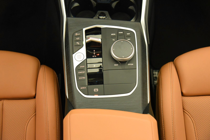 BMW 320 d Touring xDrive M Sport Pro ACC LED DAB Pano — photo 16