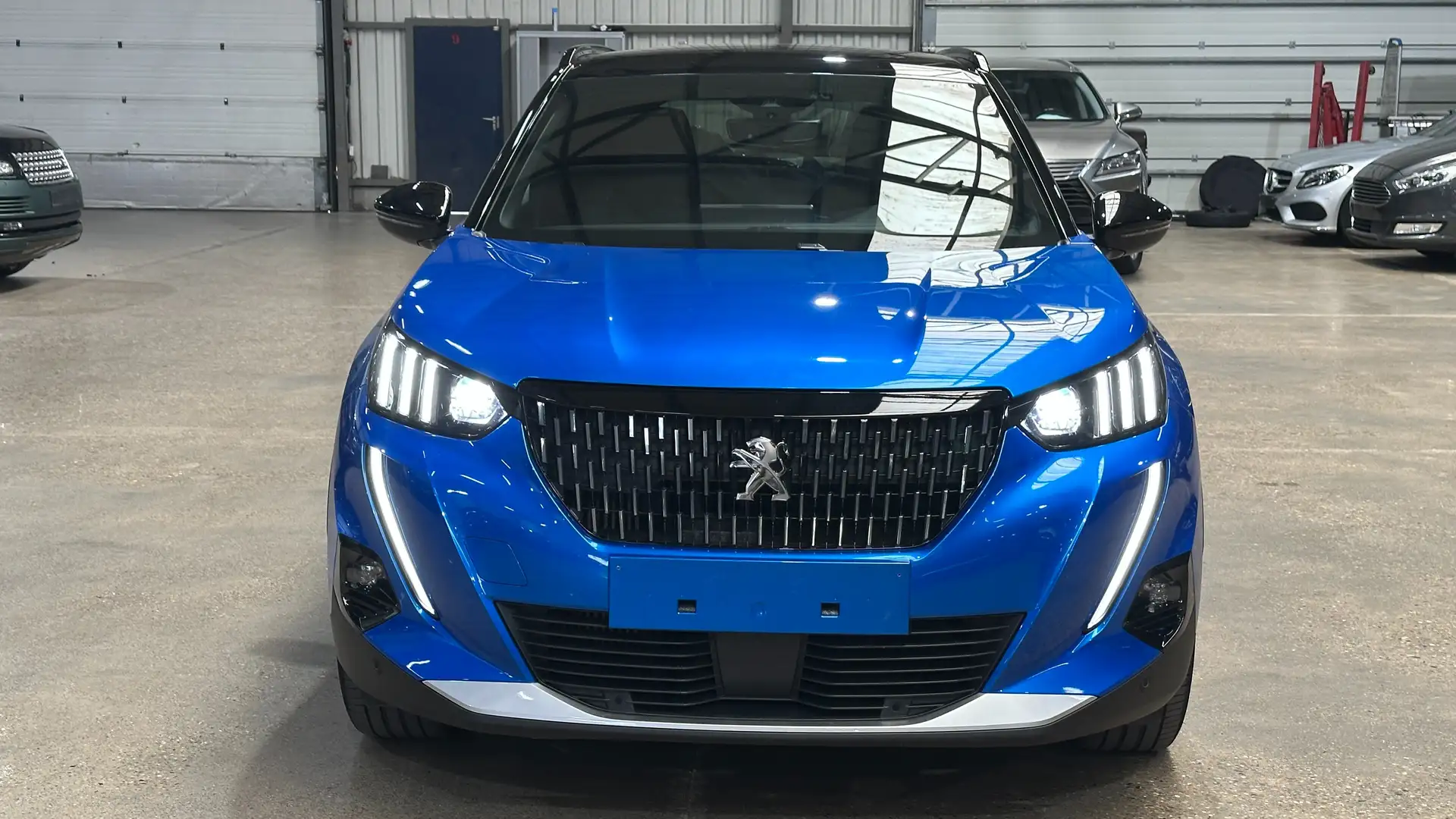 Peugeot 2008 1.2 PureTech GT Pack S Bleu - 2
