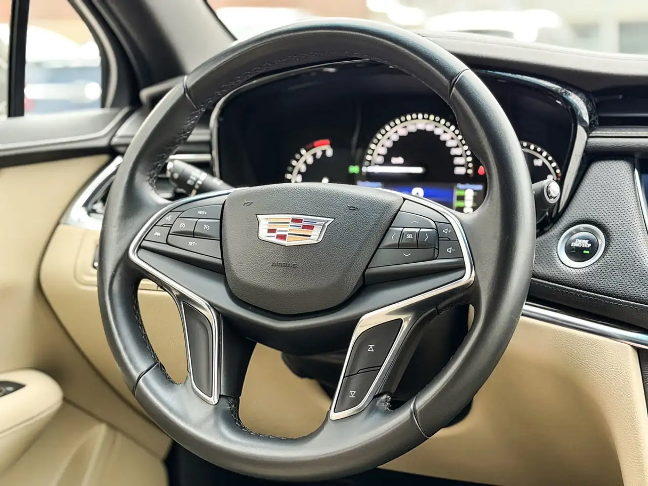 Cadillac XT5 снимка Cadillac XT5
