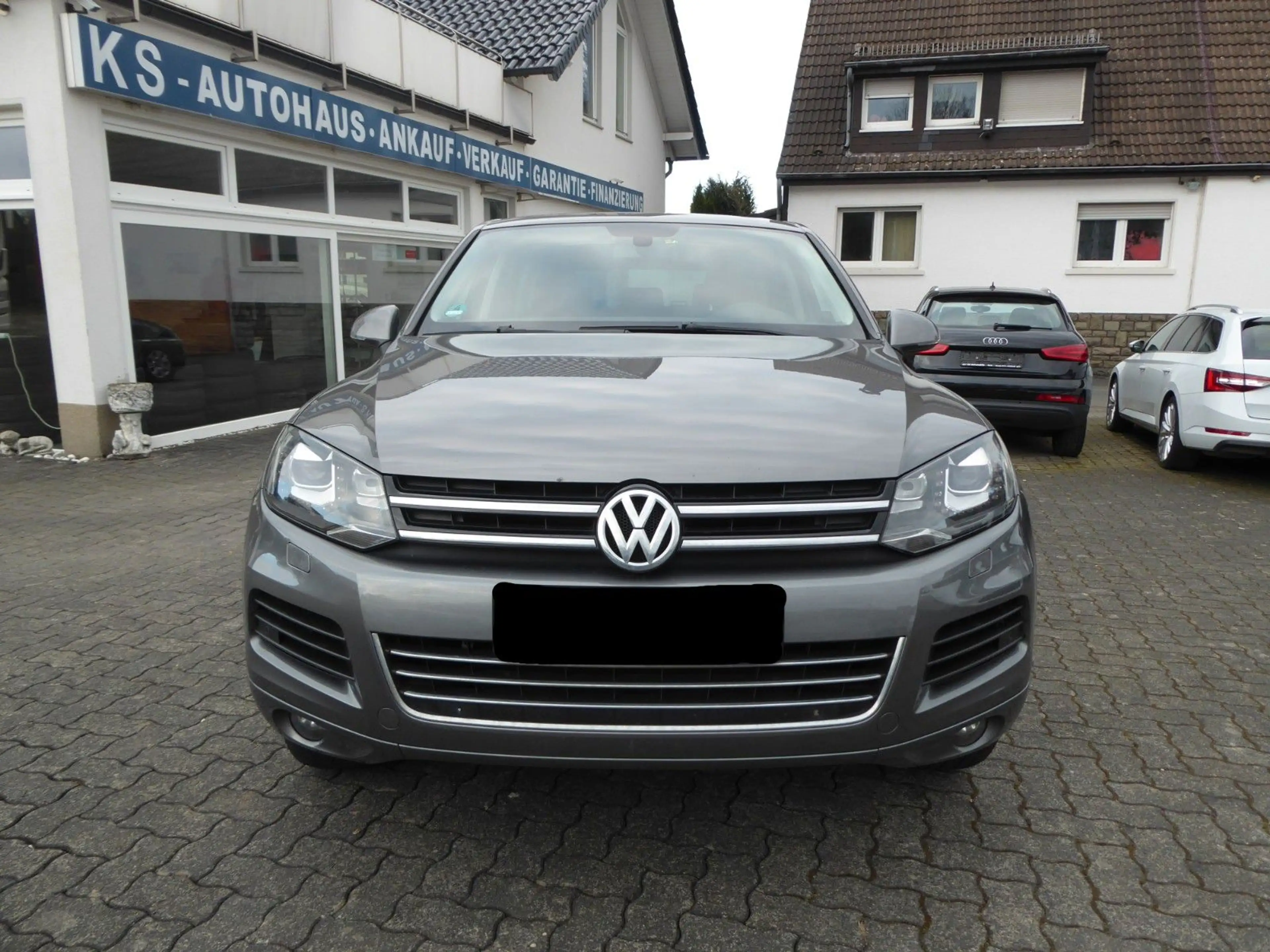 Volkswagen Touareg V6 TDI BMT Xenon Pano — photo 2