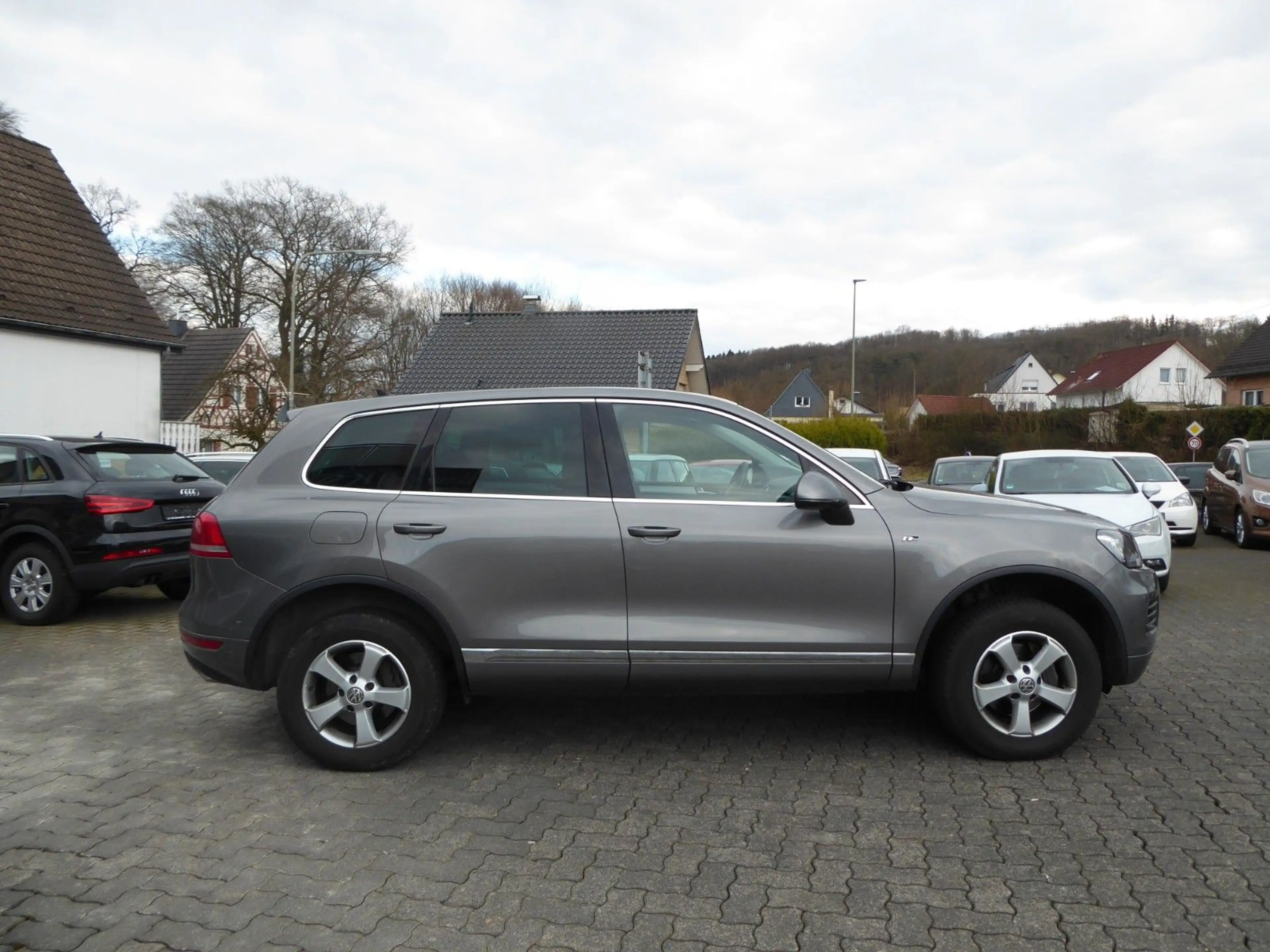 Volkswagen Touareg V6 TDI BMT Xenon Pano — photo 4