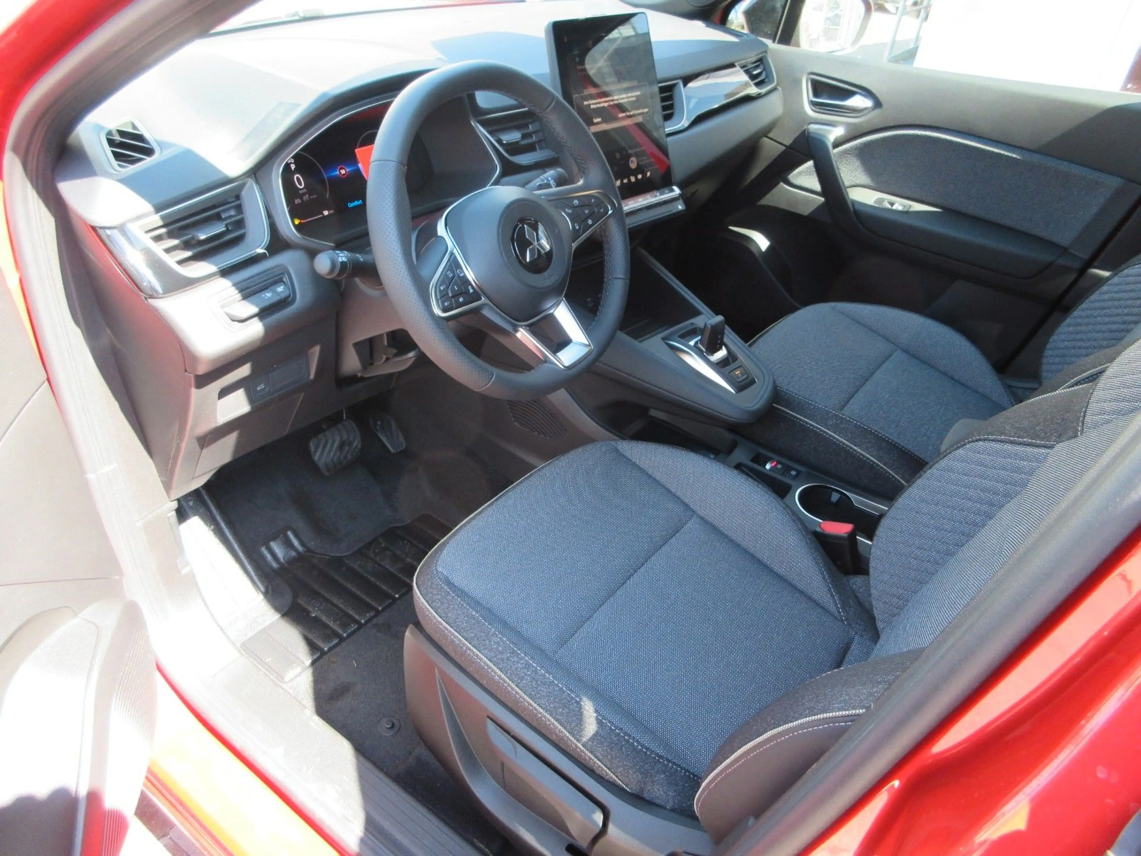 Mitsubishi Grandis 1.3  Intro Edition — photo 8