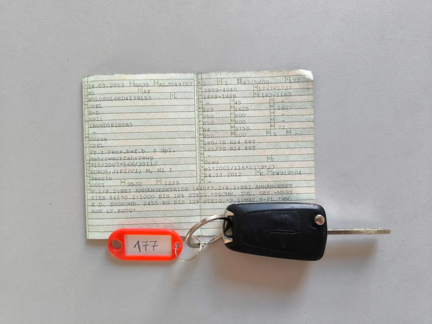 Opel Corsa 1.2i Motor dreht sich und startet nicht Argento - 2