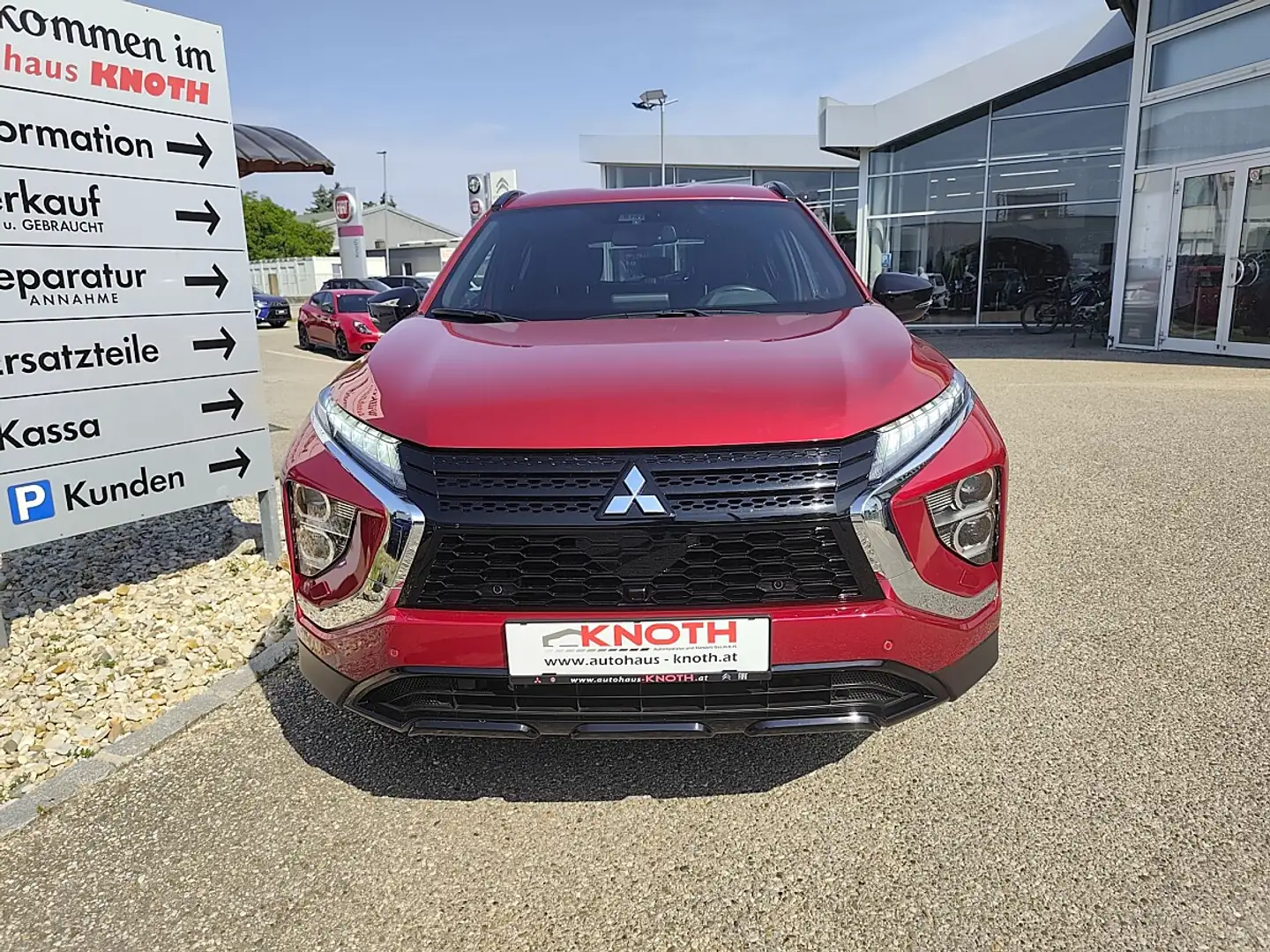 Mitsubishi Eclipse Cross 2,4 PHEV 4WD 45 Jahre Edition CVT Aut. Rot - 2
