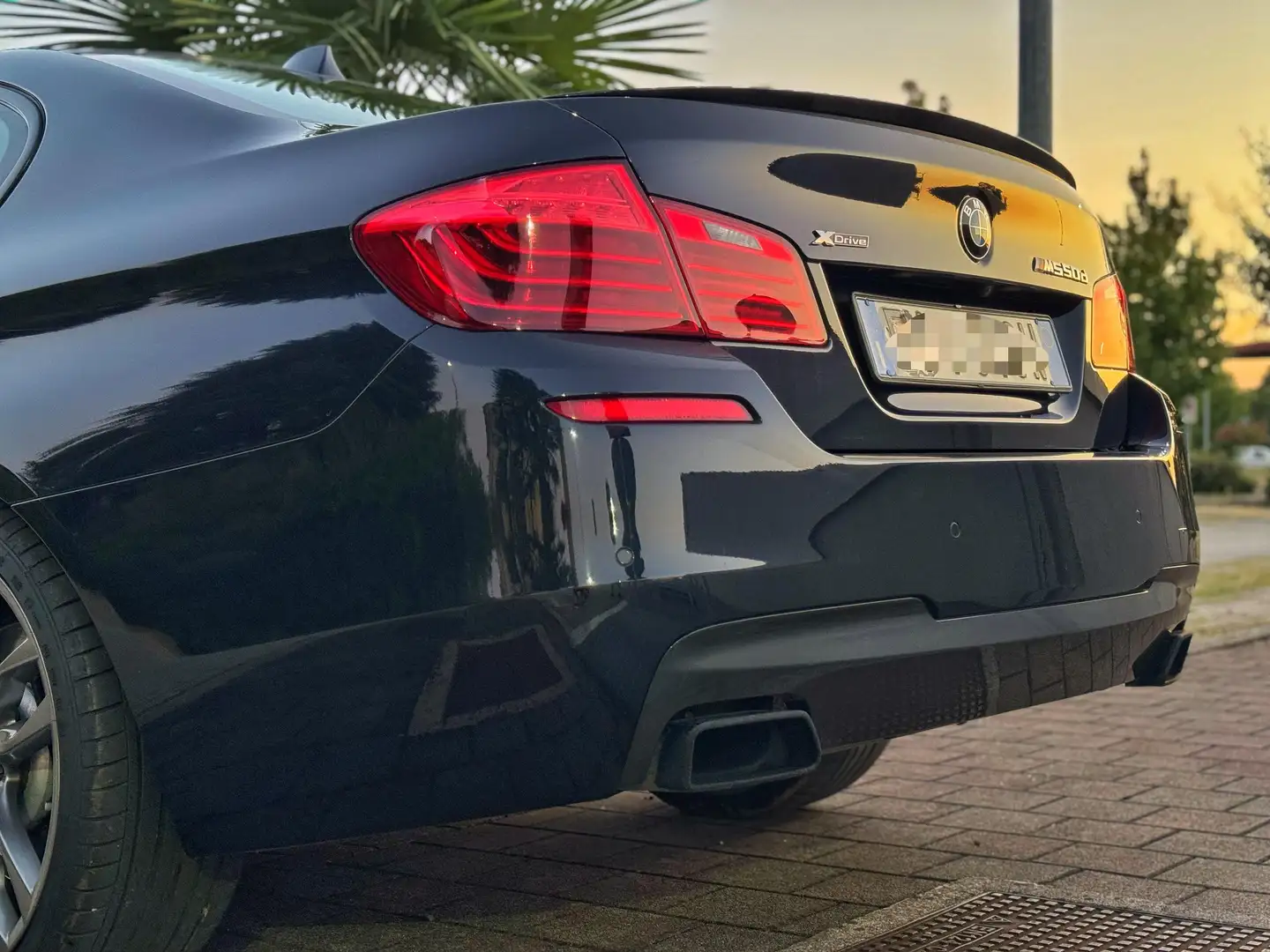 BMW 550 Serie 5 F10 Berlina M 550d xdrive auto my14 Blu/Azzurro - 2