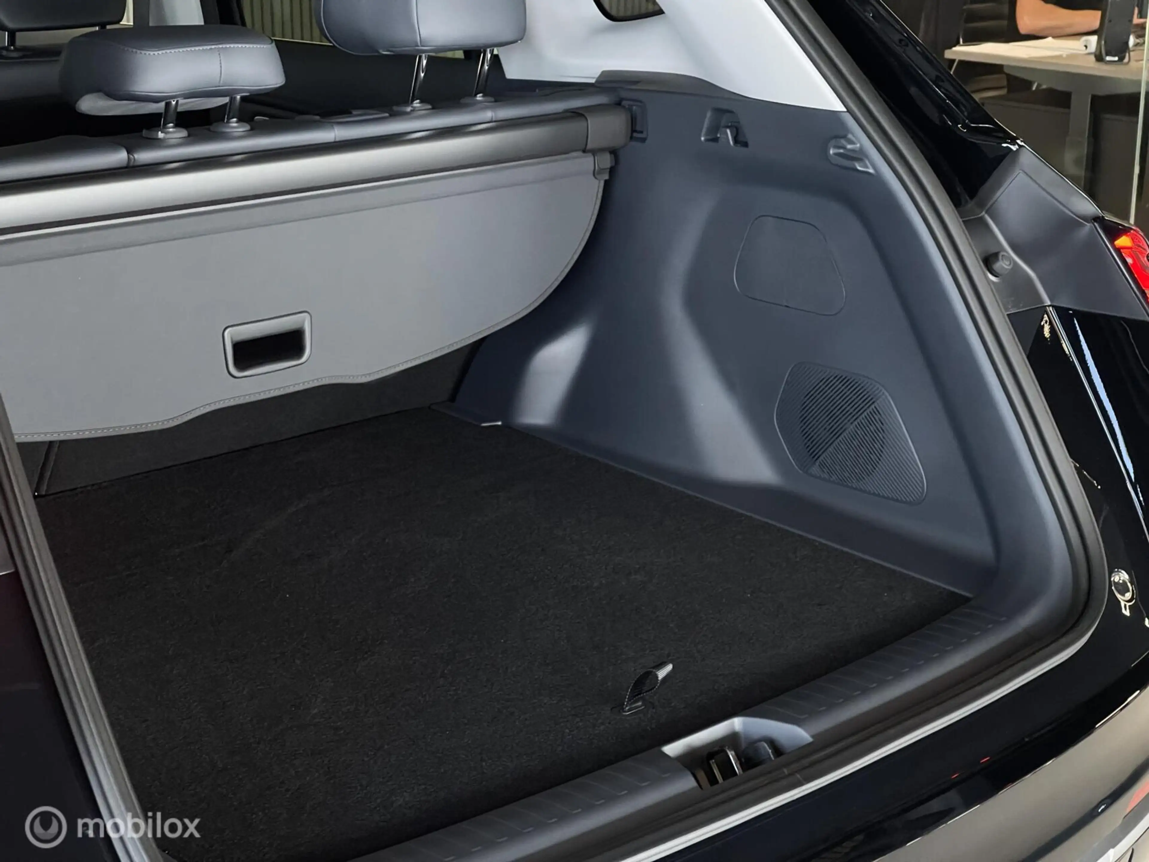 Geely Starray EM-i Max+ | 136 KM EV | Massage | Ventilatie | Pano | 3 — photo 8