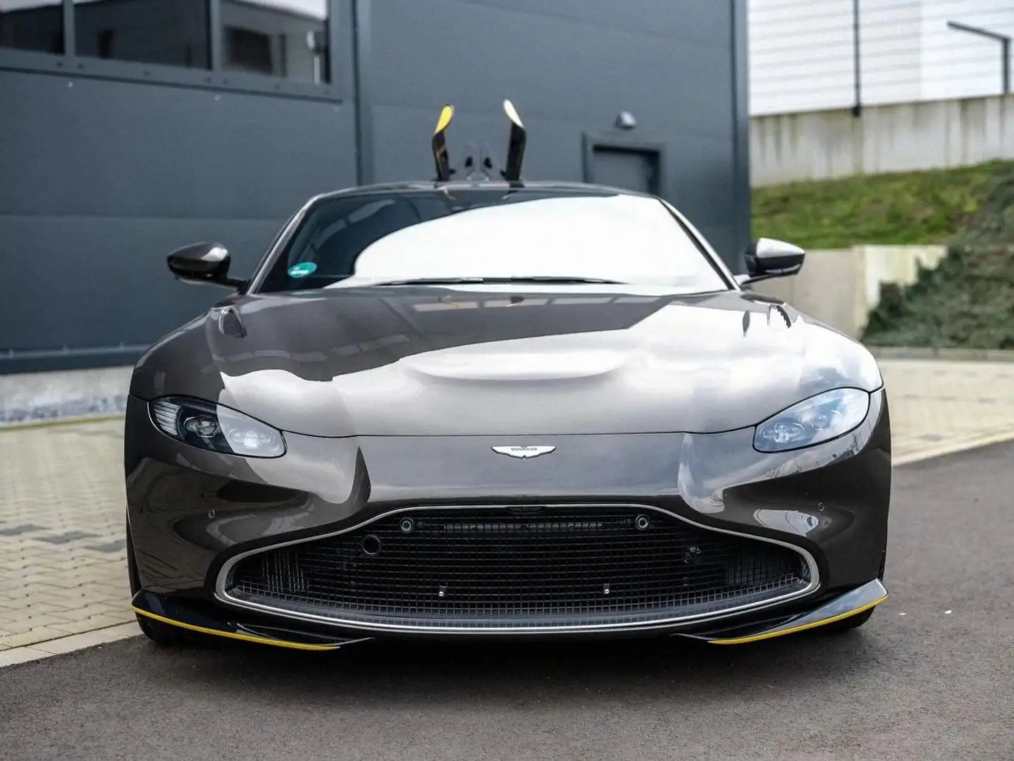 Aston Martin Vantage Vantage James Bond 007 Gris - 1
