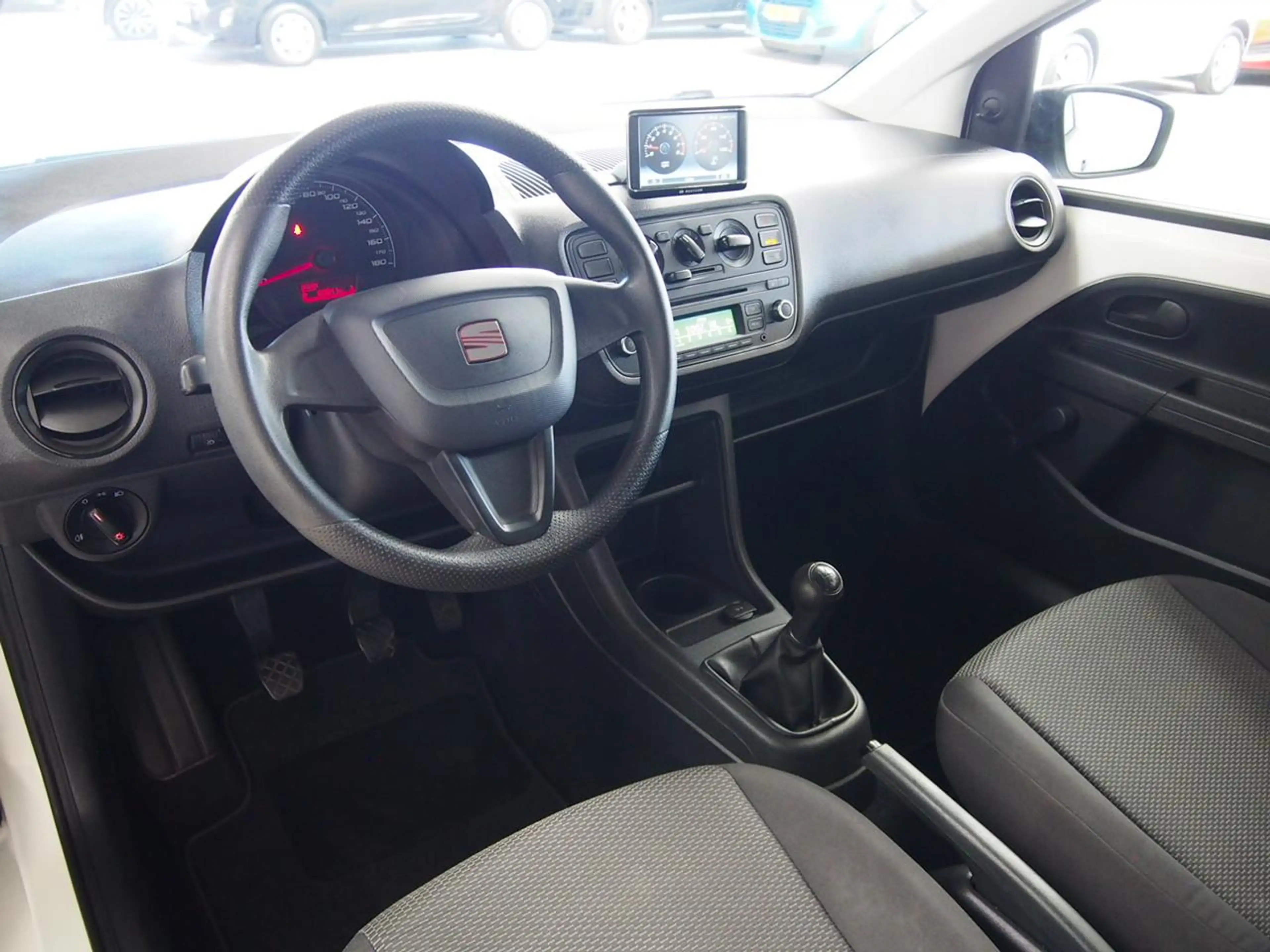 SEAT Mii 1.0 Style Airco (APK:Nieuw) Incl.Garantie — photo 6
