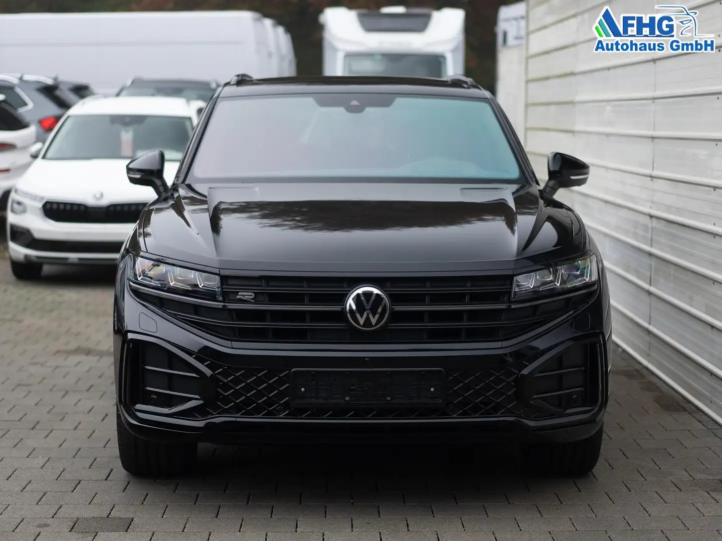 Volkswagen Touareg R-Line 3.0 V6 TDI 4MOTION *Pano*AHK*HeadUp 210 ... Schwarz - 2