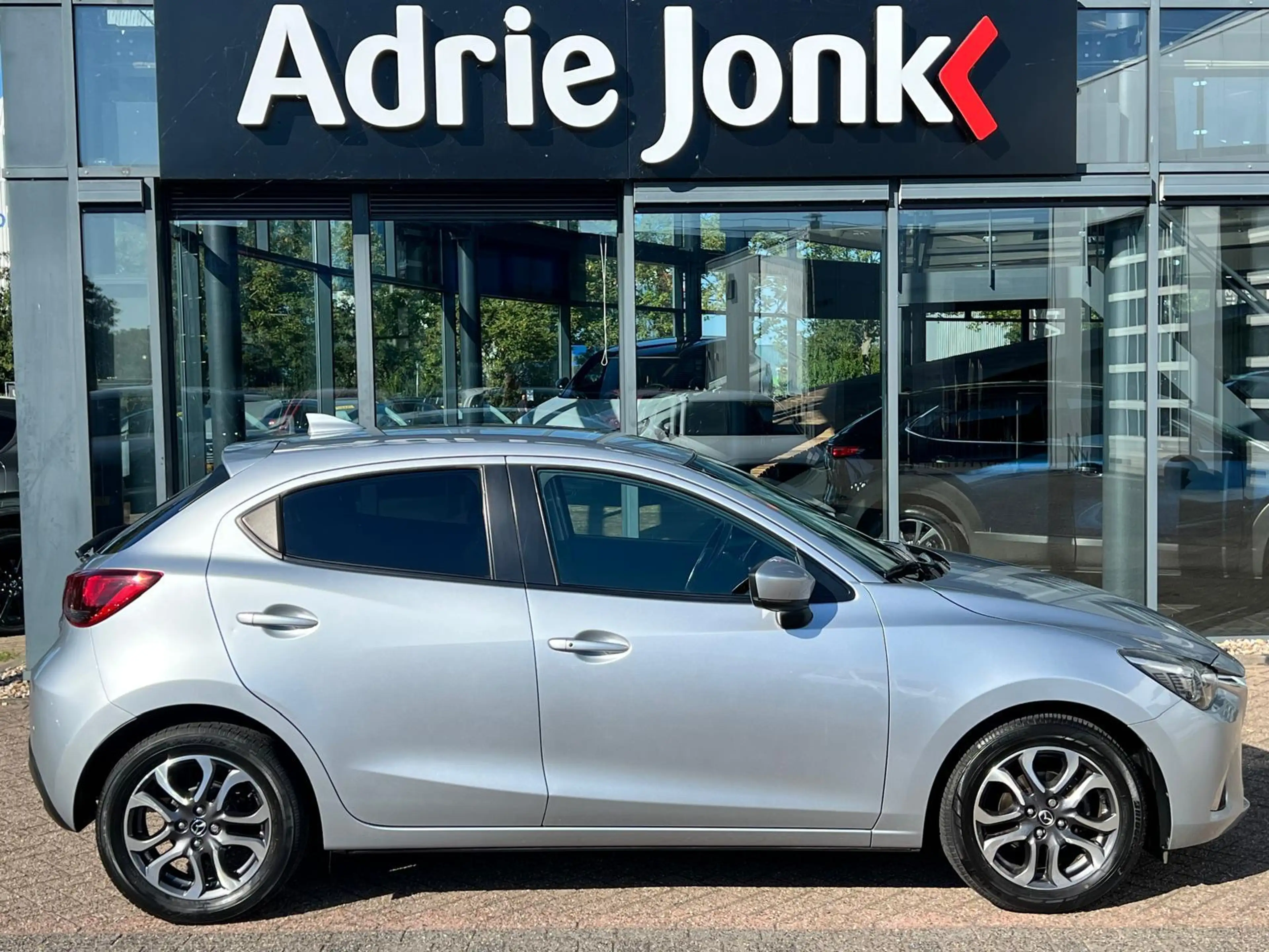 Mazda 2 1.5 Skyactiv-G GT-M AUTOMAAT | TREKHAAK | A. CAMER — photo 4