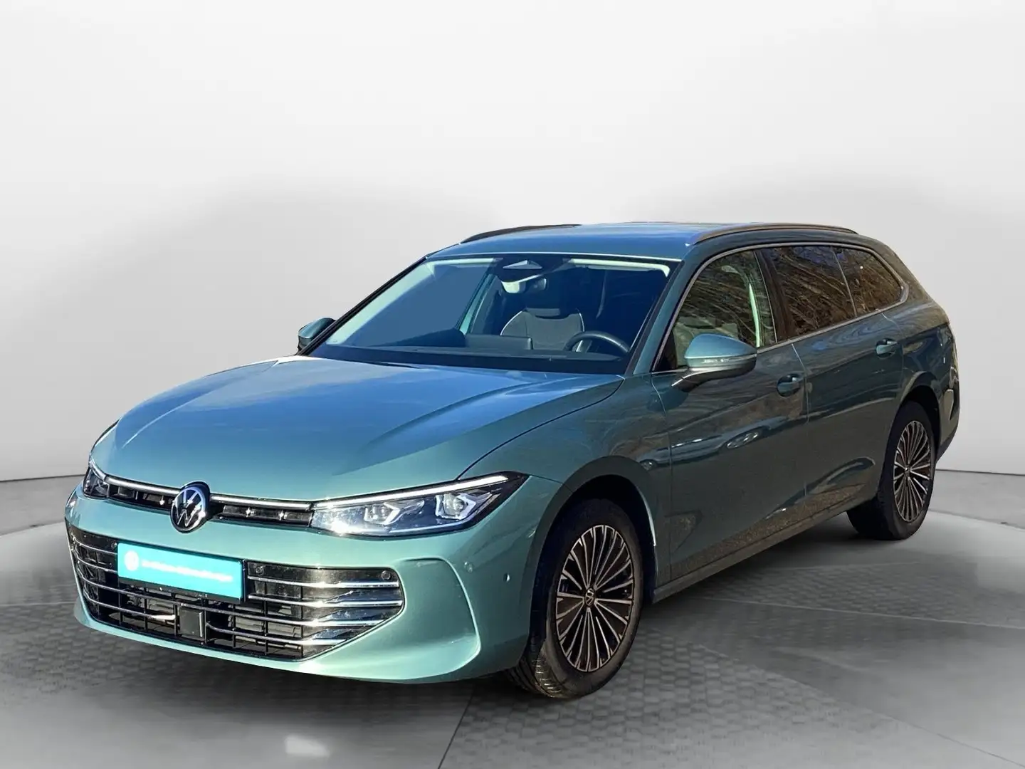 Volkswagen Passat Variant 2.0TDI Elegance DSG AHK LED Navi Vert - 2