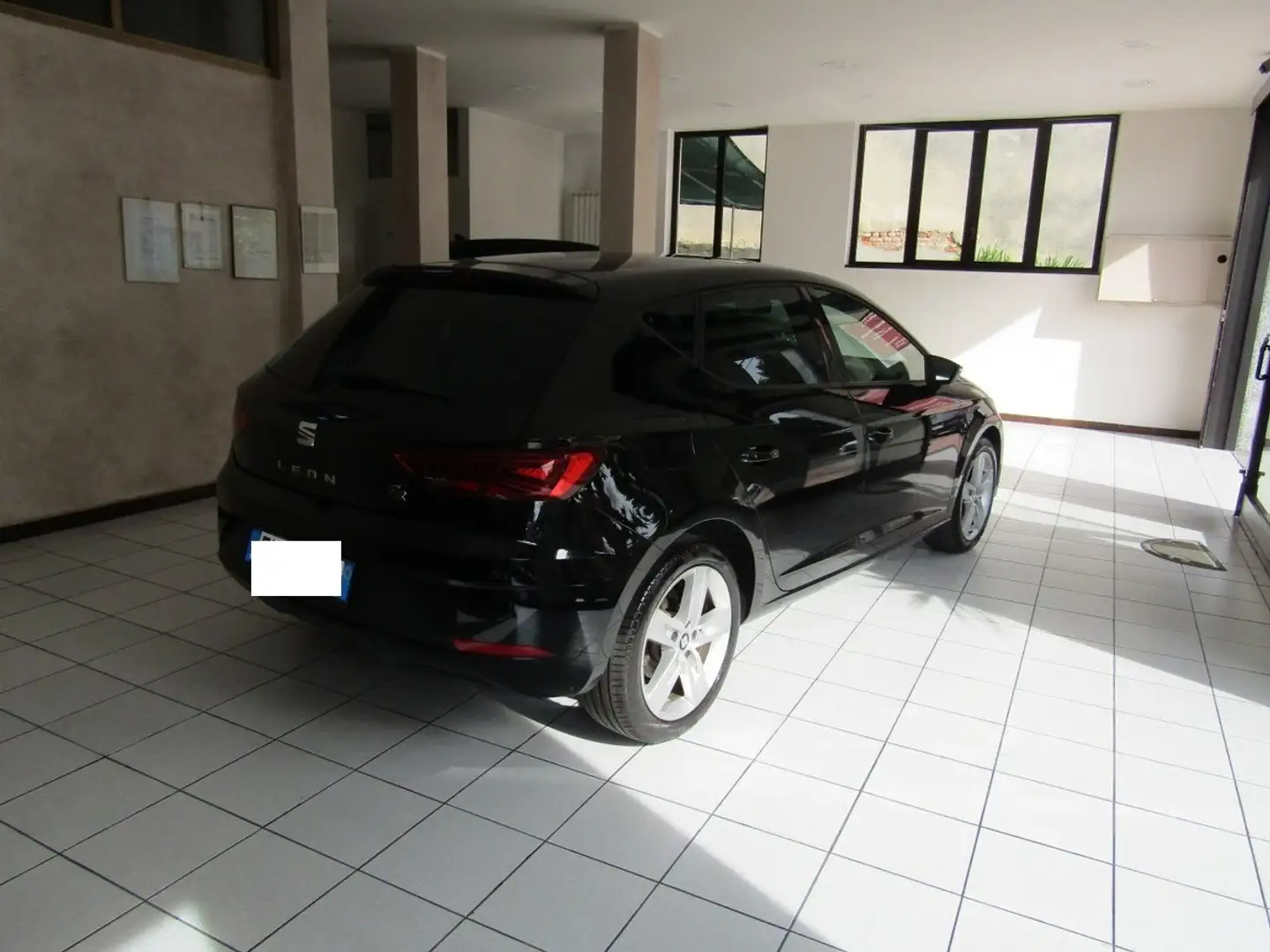 SEAT Leon Leon 1.6 tdi FR 115cv Чёрный - 2