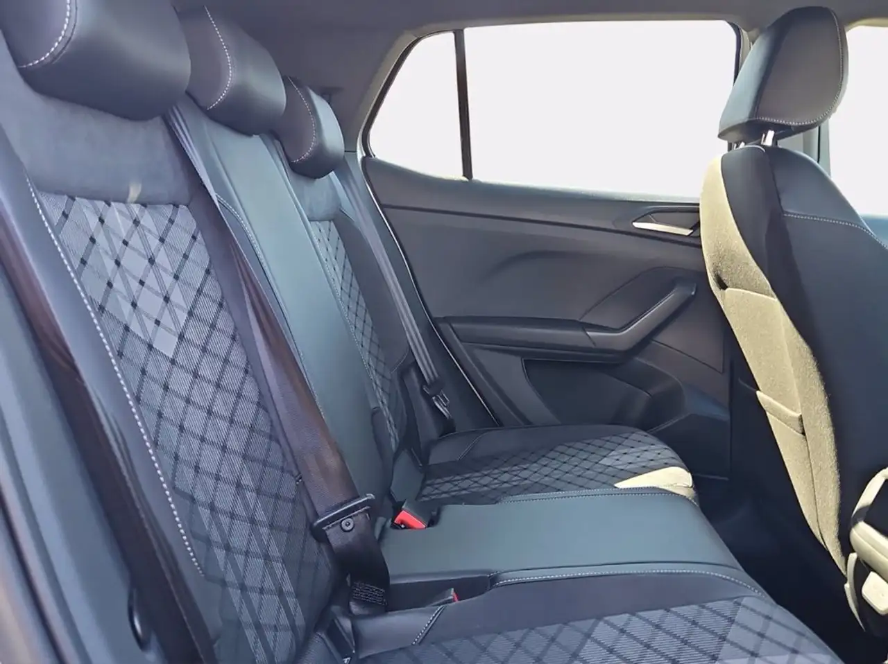 Volkswagen T-Cross 1.0 tsi r-line plus 115cv 9