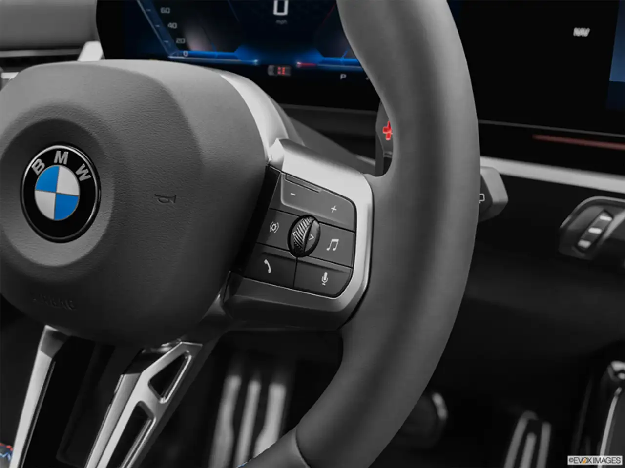 BMW X1 снимка BMW X1