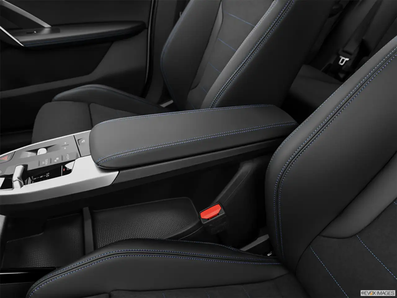 BMW X1 снимка BMW X1
