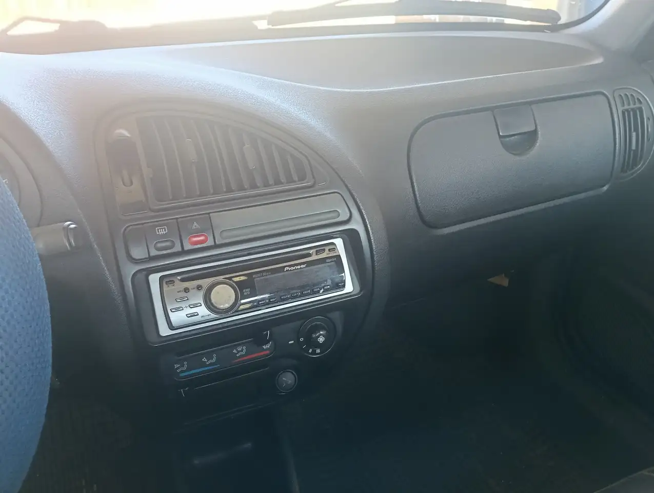 Citroen SAXO 5p 1.0, foto 5