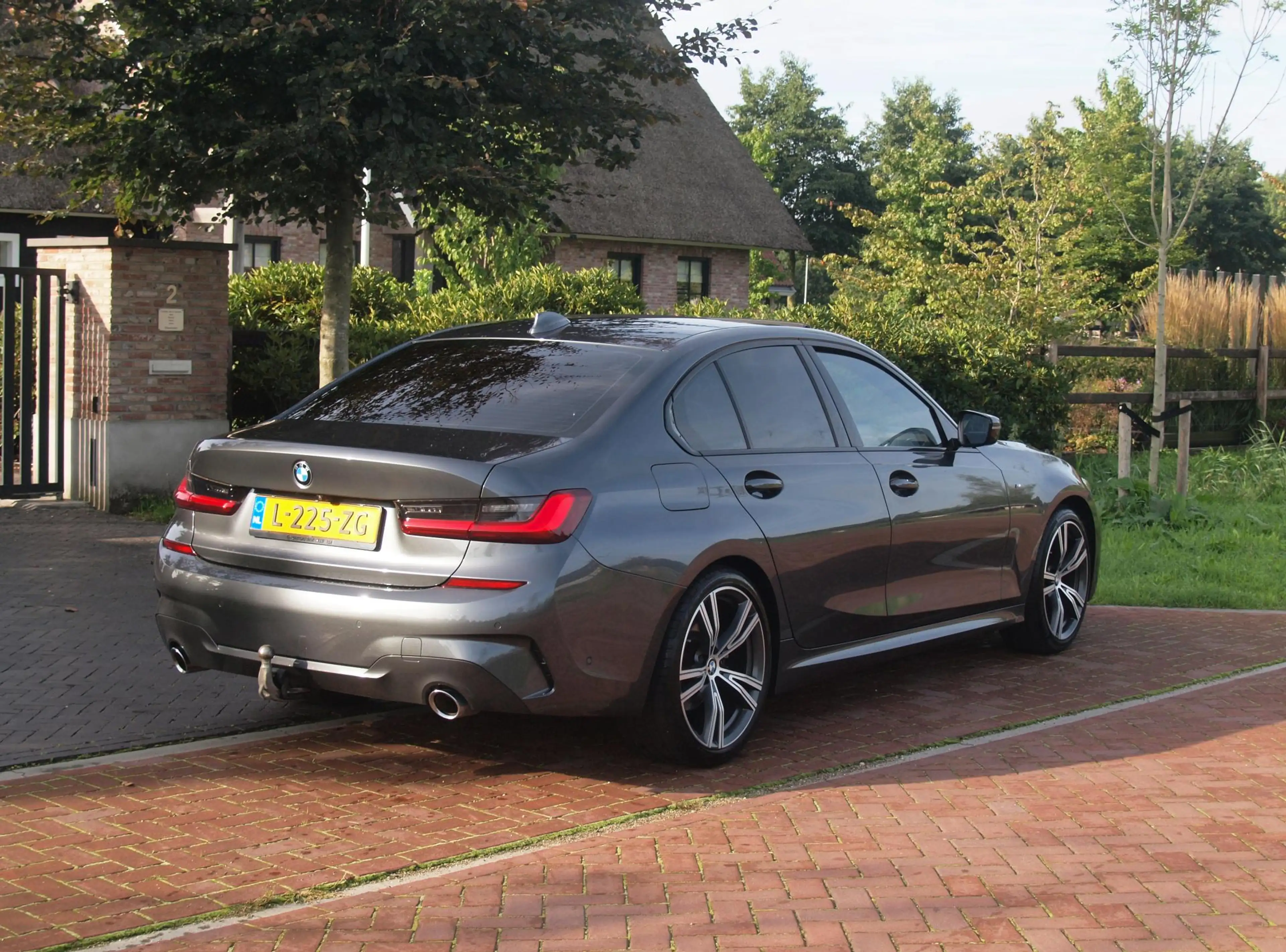 BMW 318 3-serie 318i Business Edition | M-Pakket | Panoram — photo 10