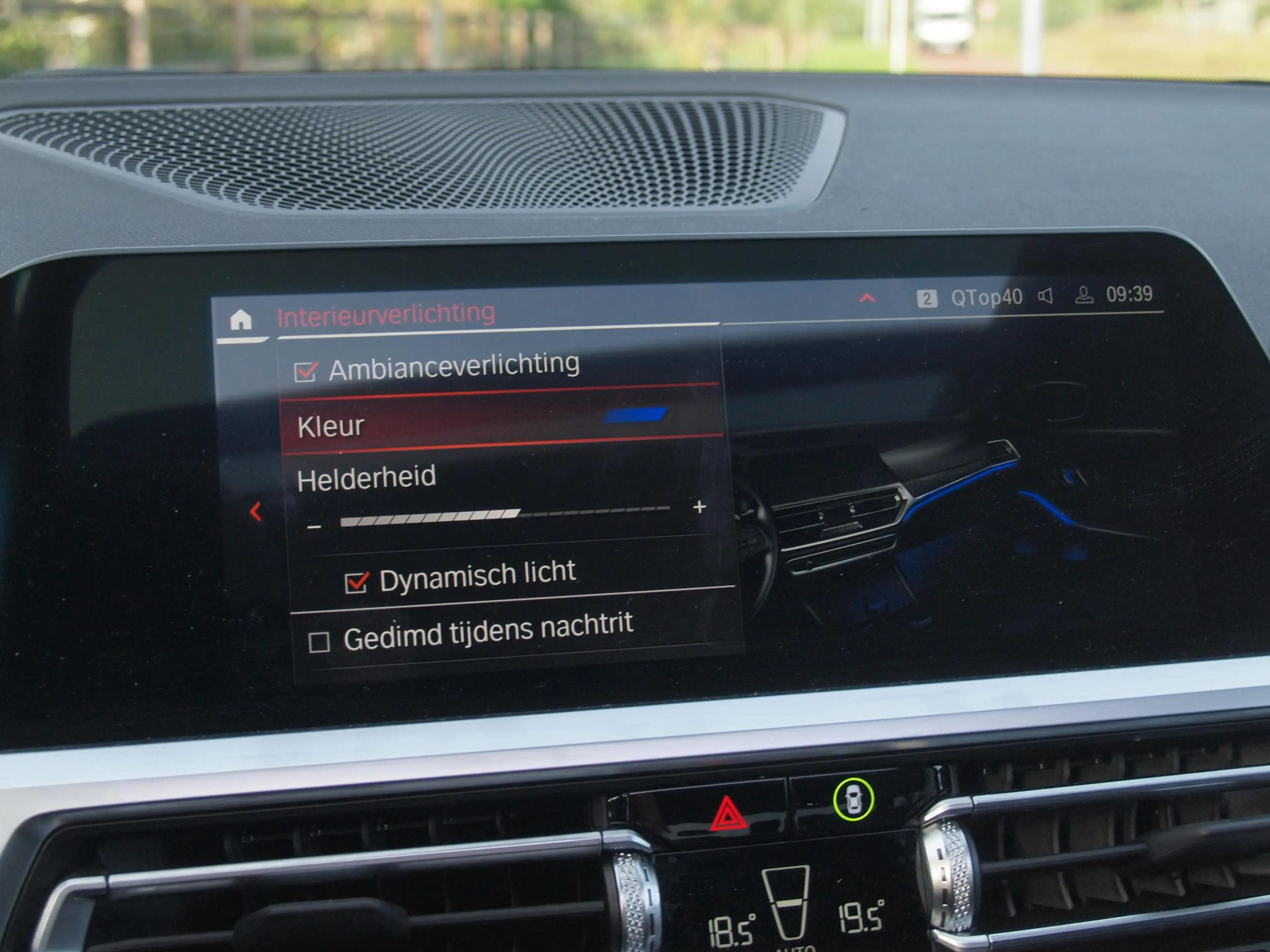 BMW 318 3-serie 318i Business Edition | M-Pakket | Panoram — photo 25