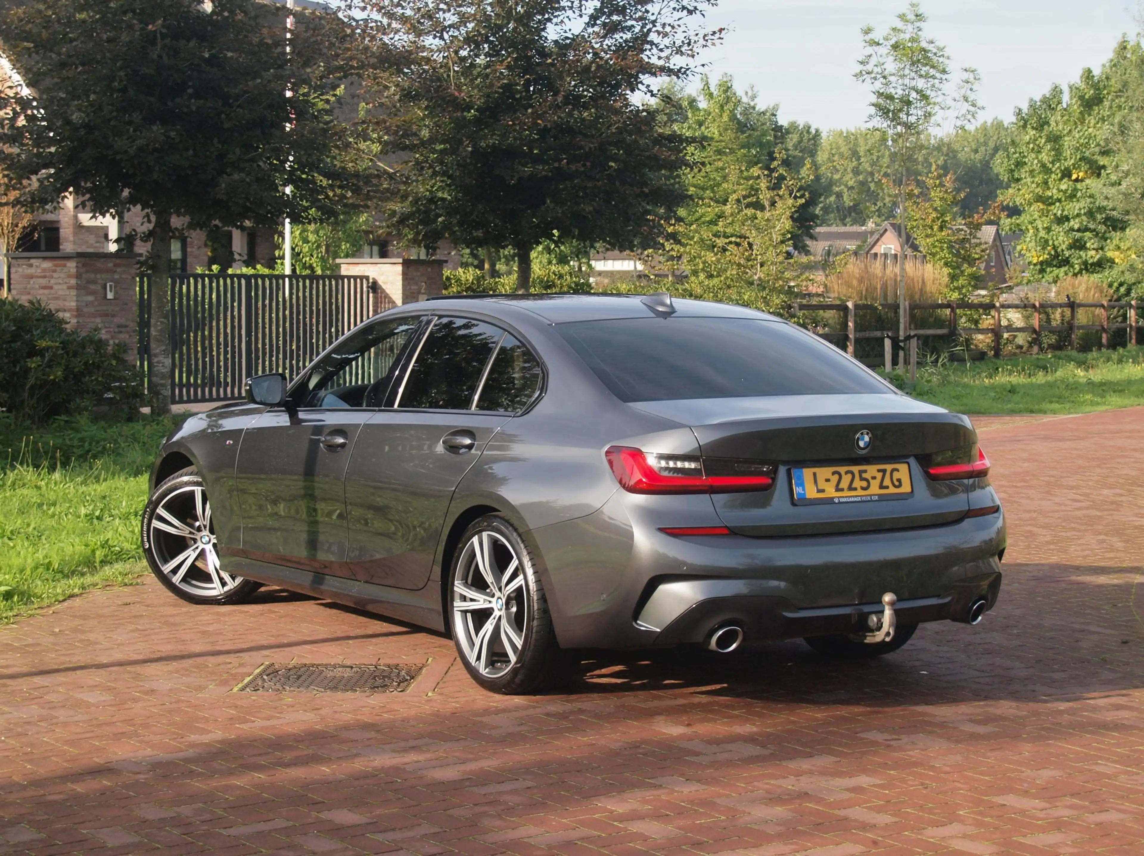BMW 318 3-serie 318i Business Edition | M-Pakket | Panoram — photo 3