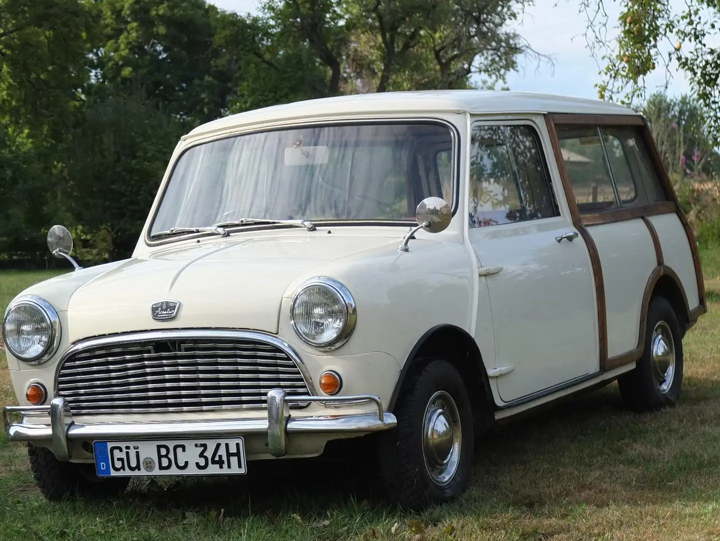 Austin Mini Estate MKII Kombi Beige - 1