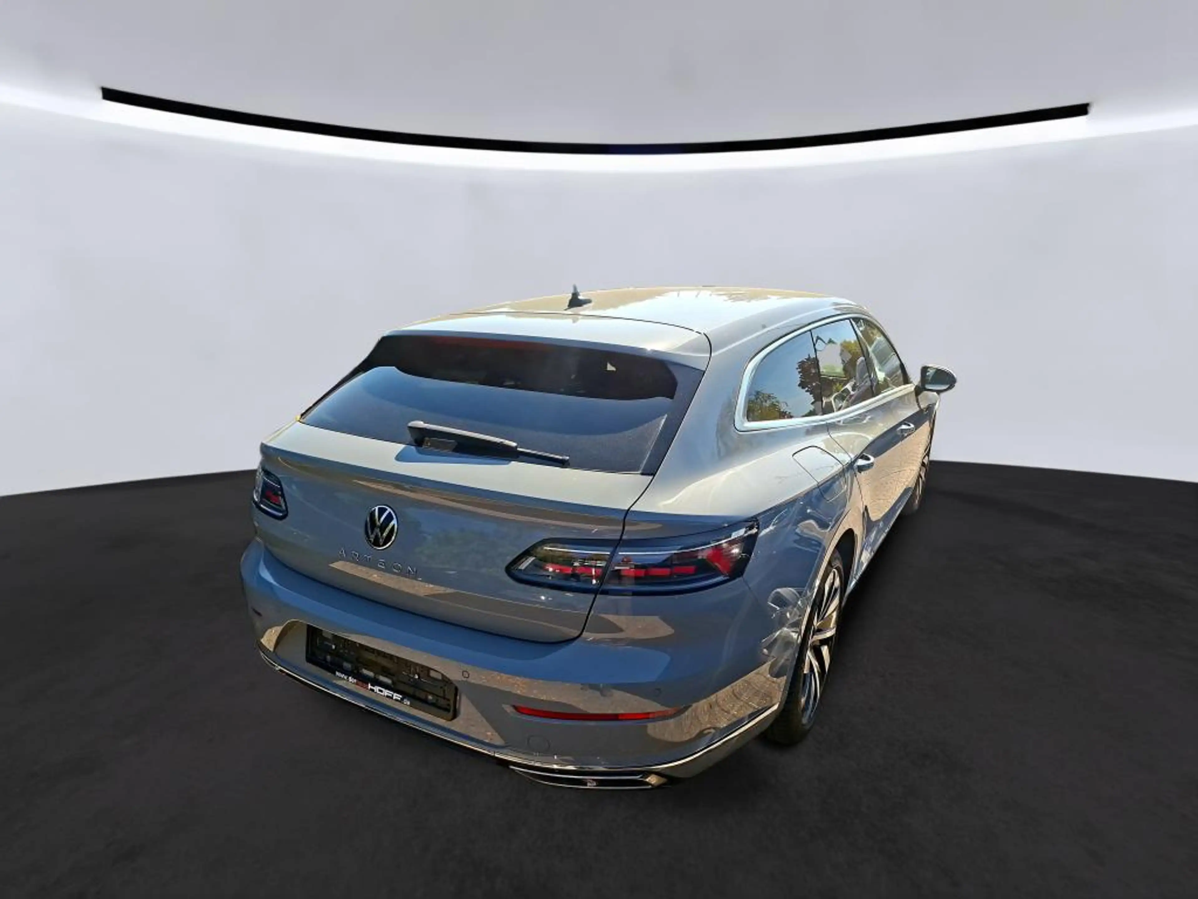 Volkswagen Arteon 2.0 TSI DSG Shooting Brake R-LINE — photo 5