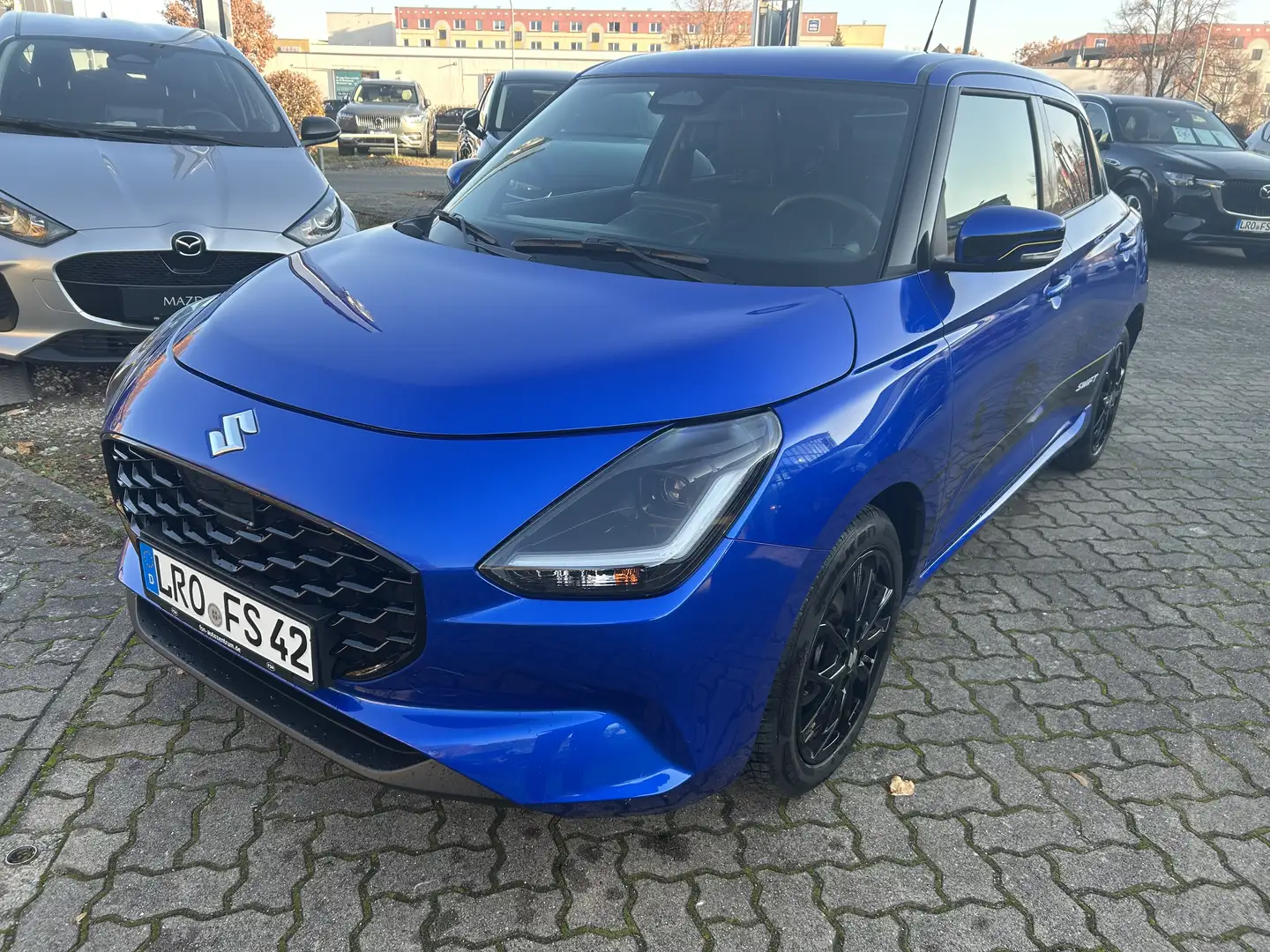 Suzuki Swift COMFORT+ CVT AUTOMATIK Blau - 1