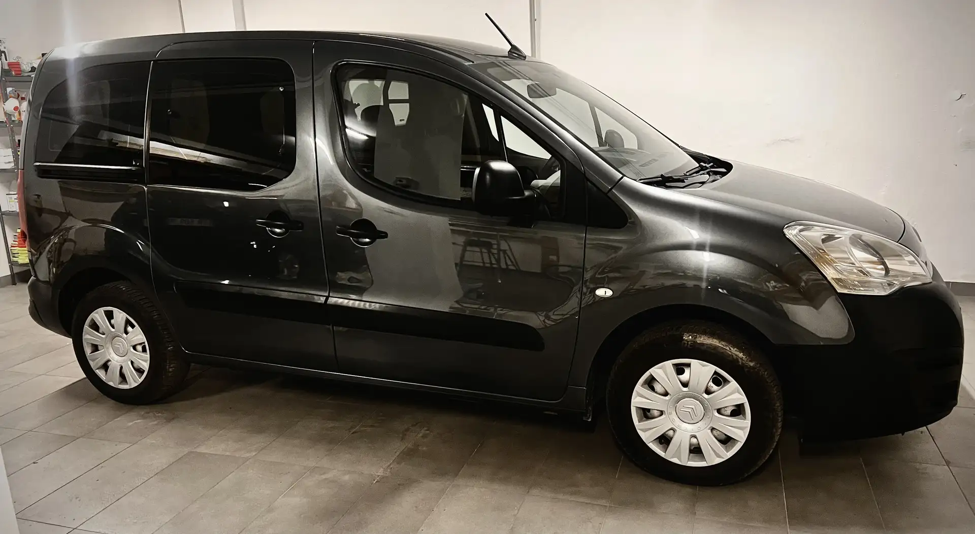 Citroen Berlingo Multispace 1.6 bluehdi Xtr s&s 120cv Grigio - 2
