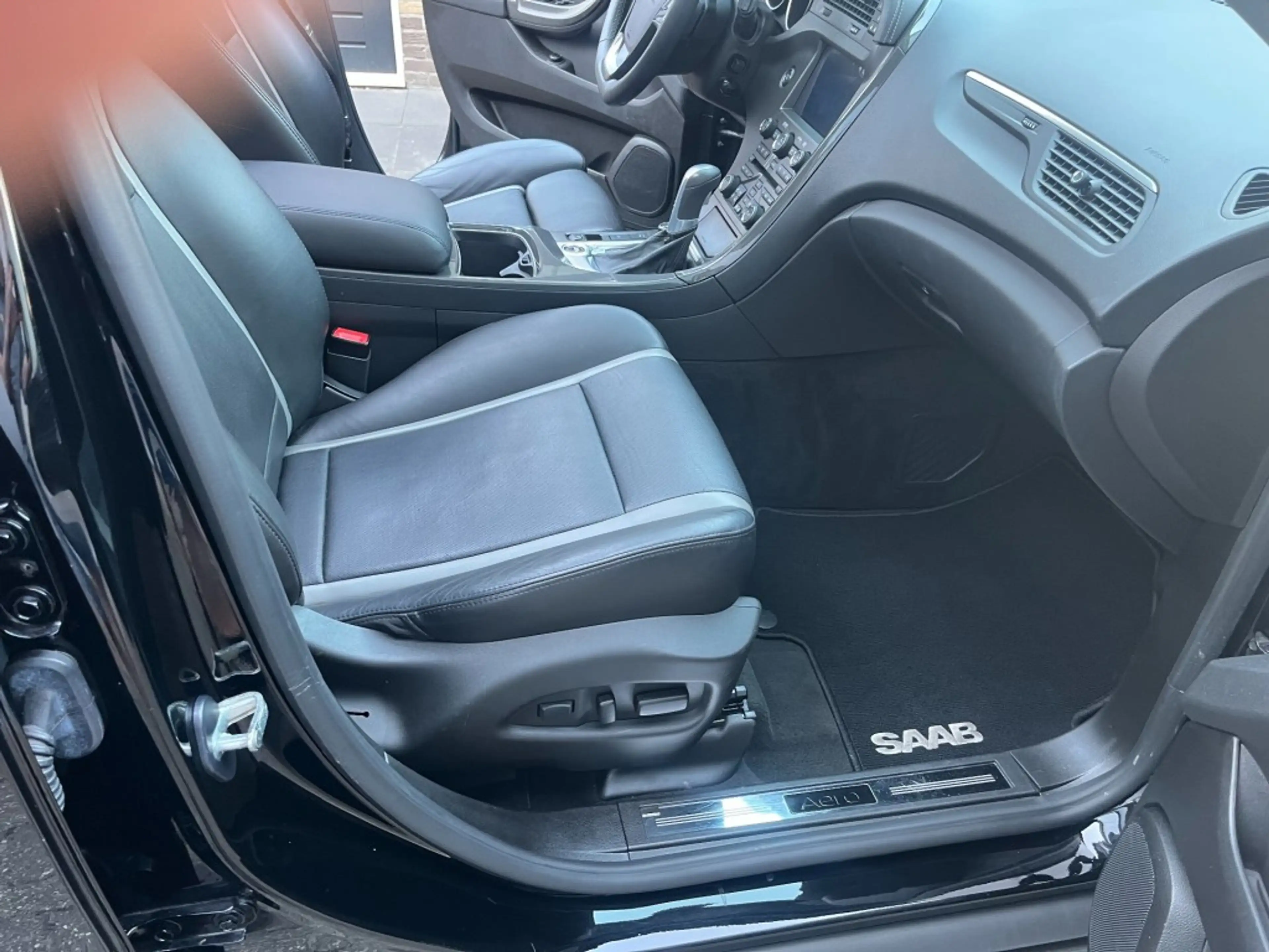 Saab 9-4X Aero 4x4 — photo 43