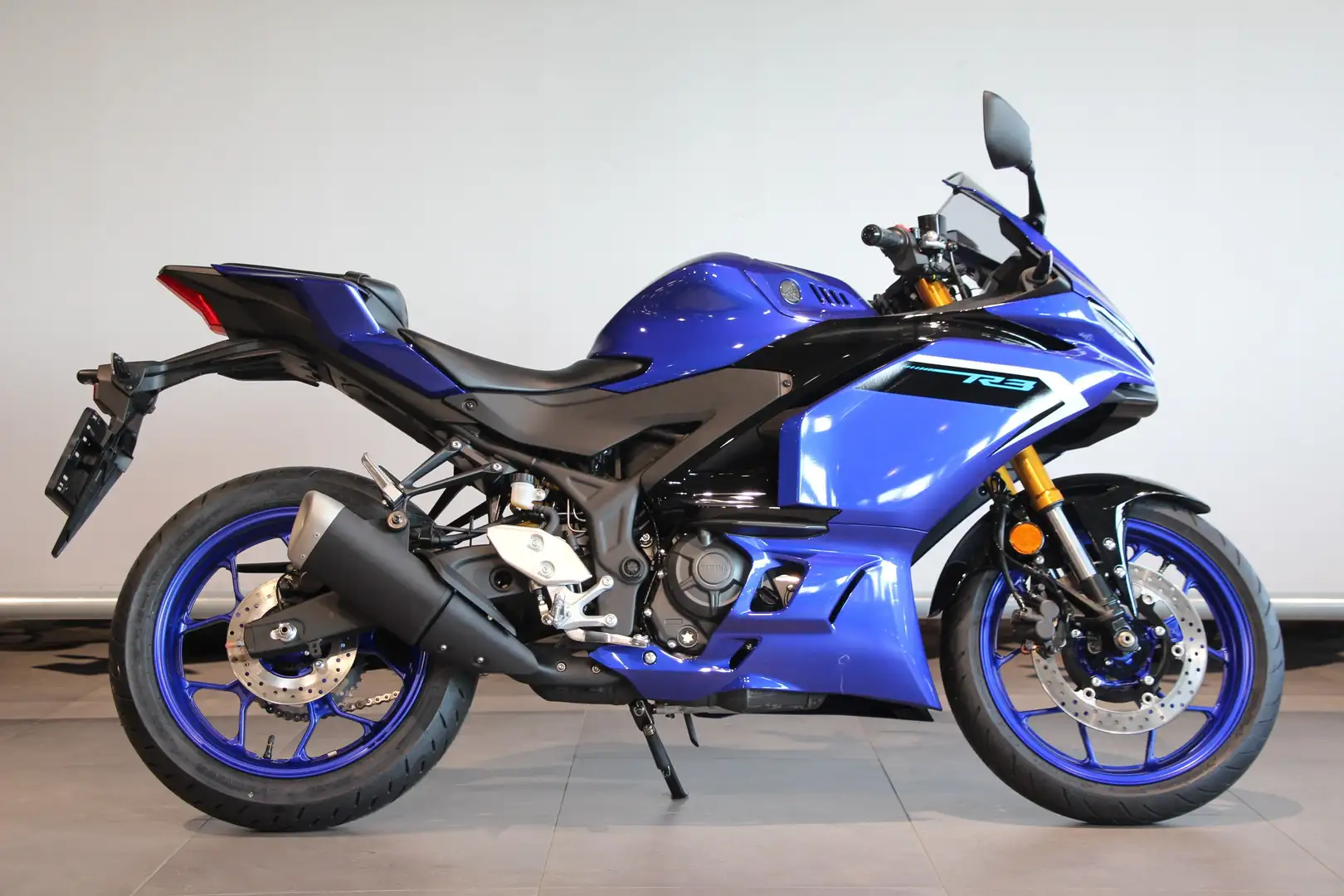 Yamaha YZF-R3 Blauw - 1