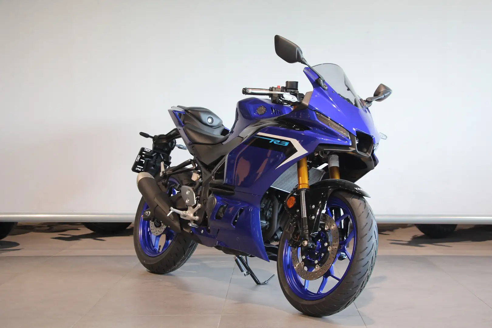 Yamaha YZF-R3 Blauw - 2