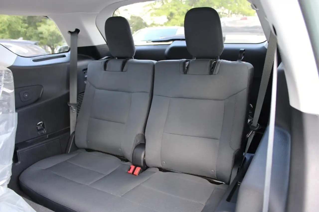 Ford Explorer photo Ford Explorer