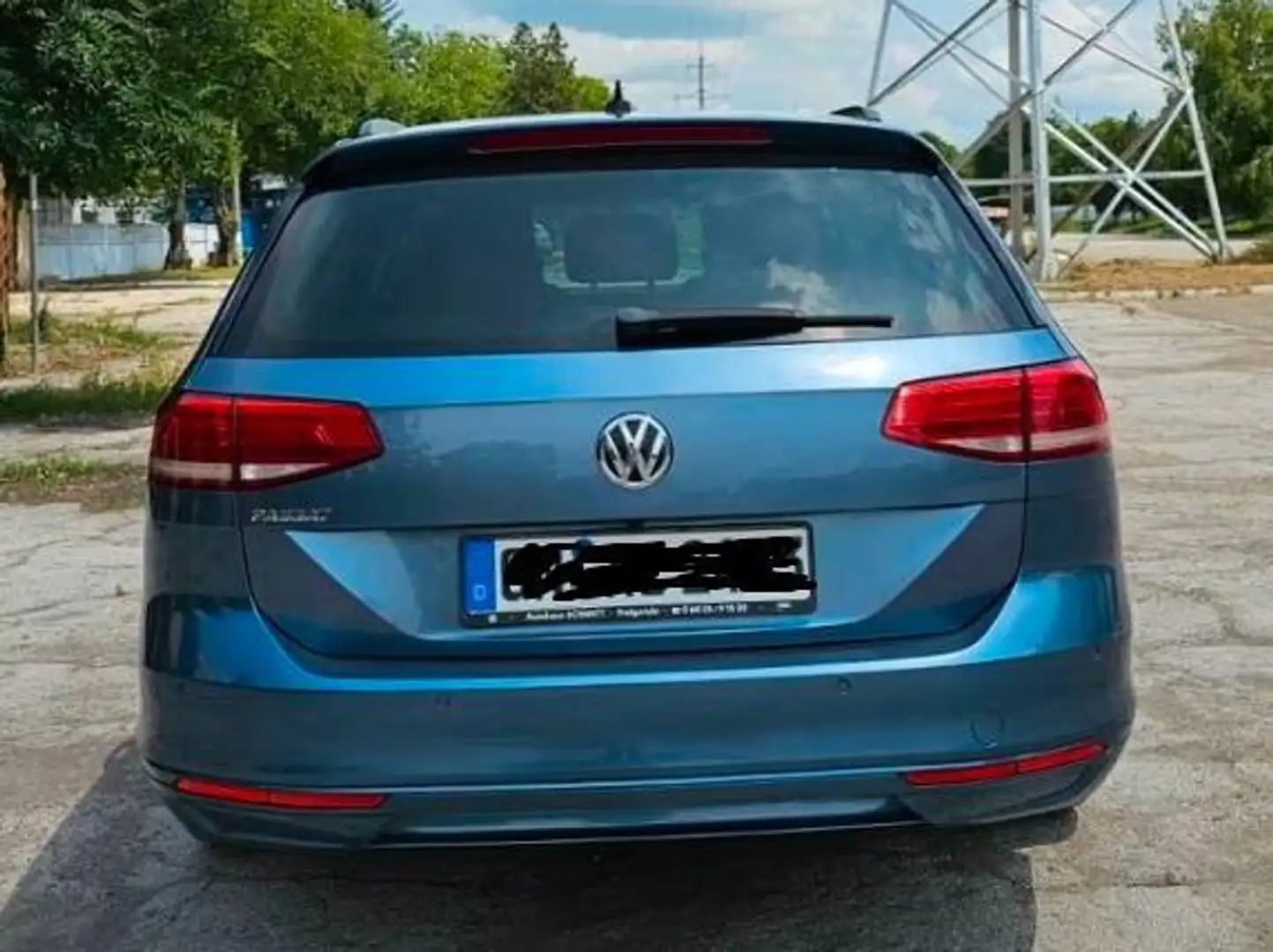 Volkswagen Passat Variant Passat Variant 2.0 TDI SCR BlueMotion Comfortline Blau - 2