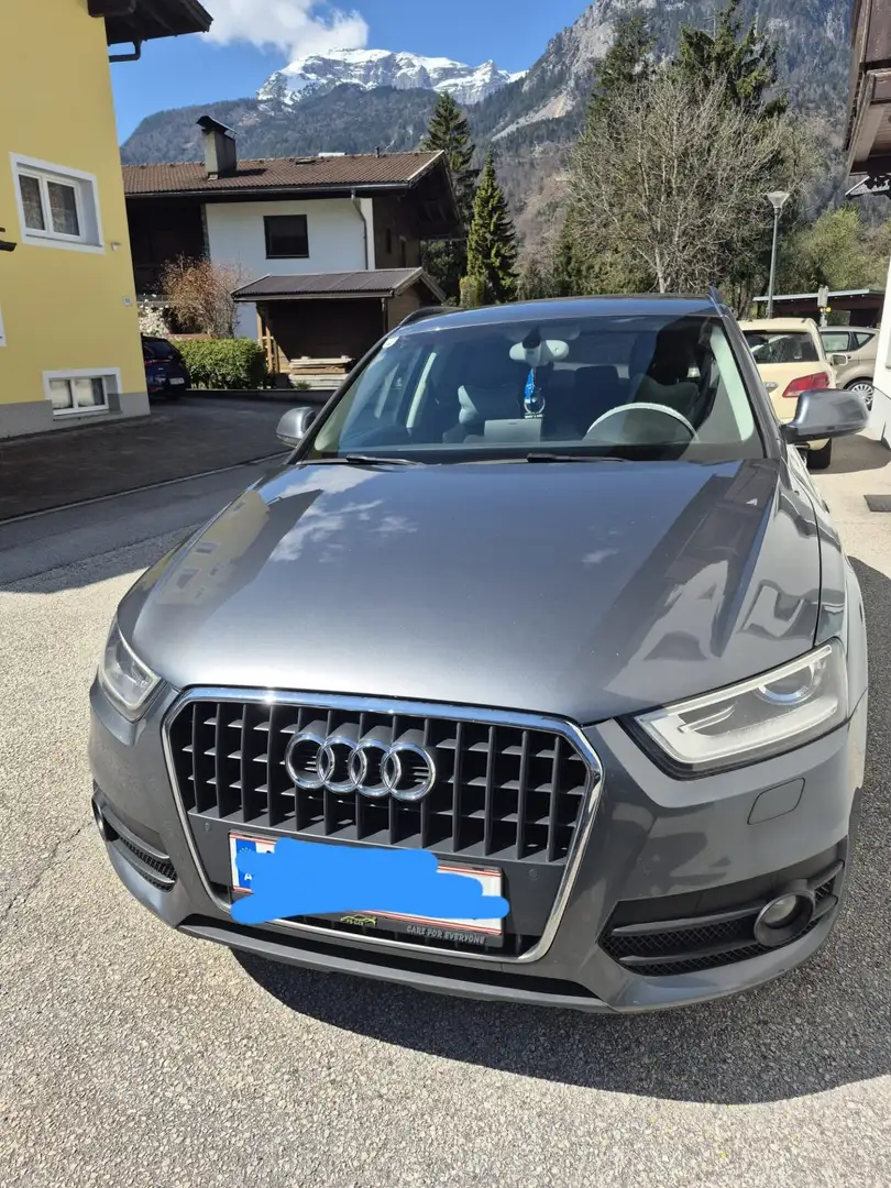 Audi Q3 2.0 TDI - 1