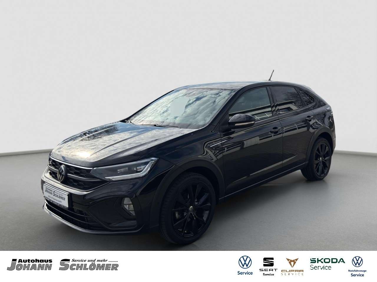 Volkswagen Taigo 2022 — 1.5 TSI R-Line DSG LED PDC AHK PANORAMA Klima