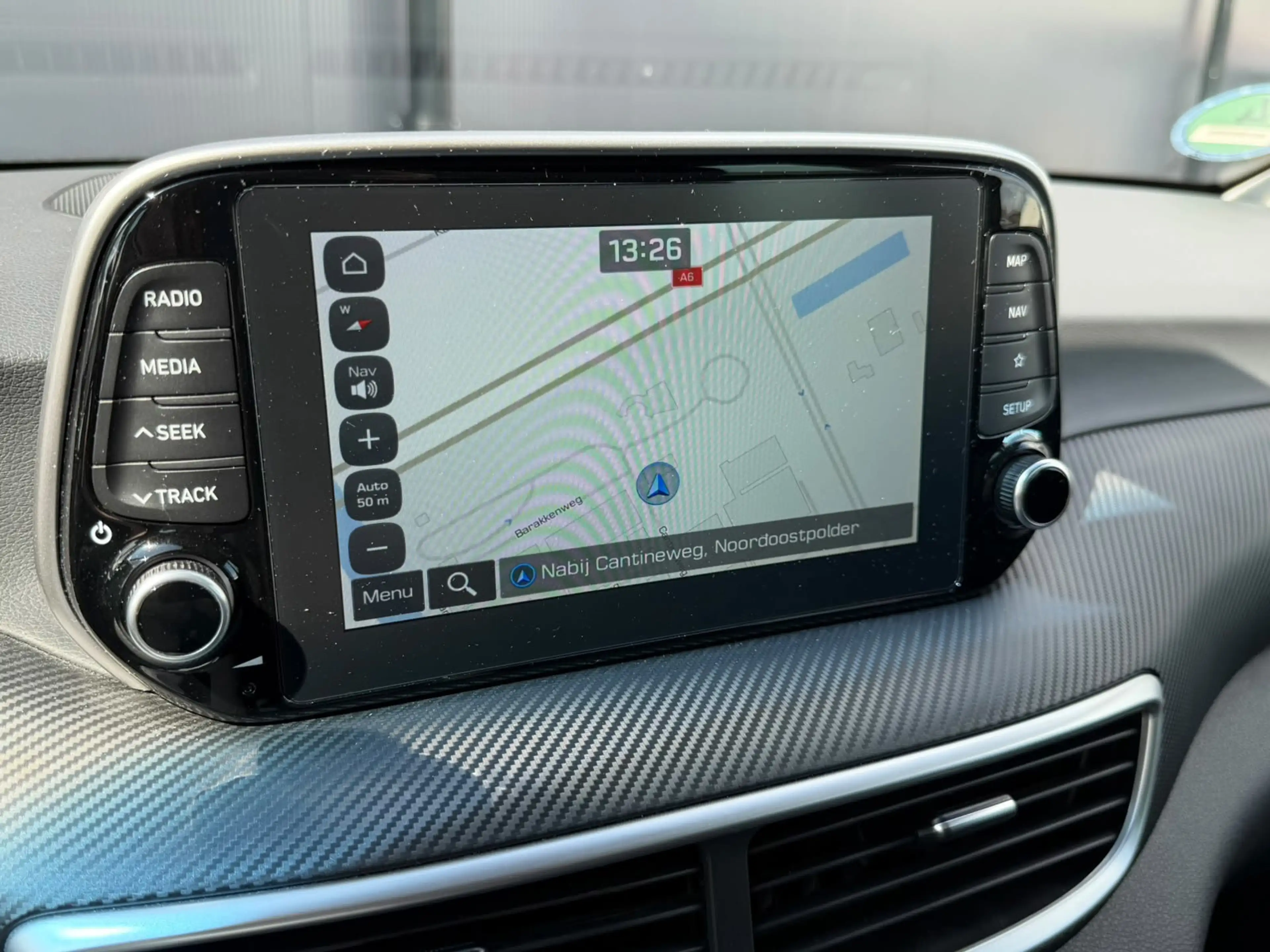 Hyundai TUCSON 1.6 T-GDi Premium / Trekhaak / Navigatie / VOL — photo 23