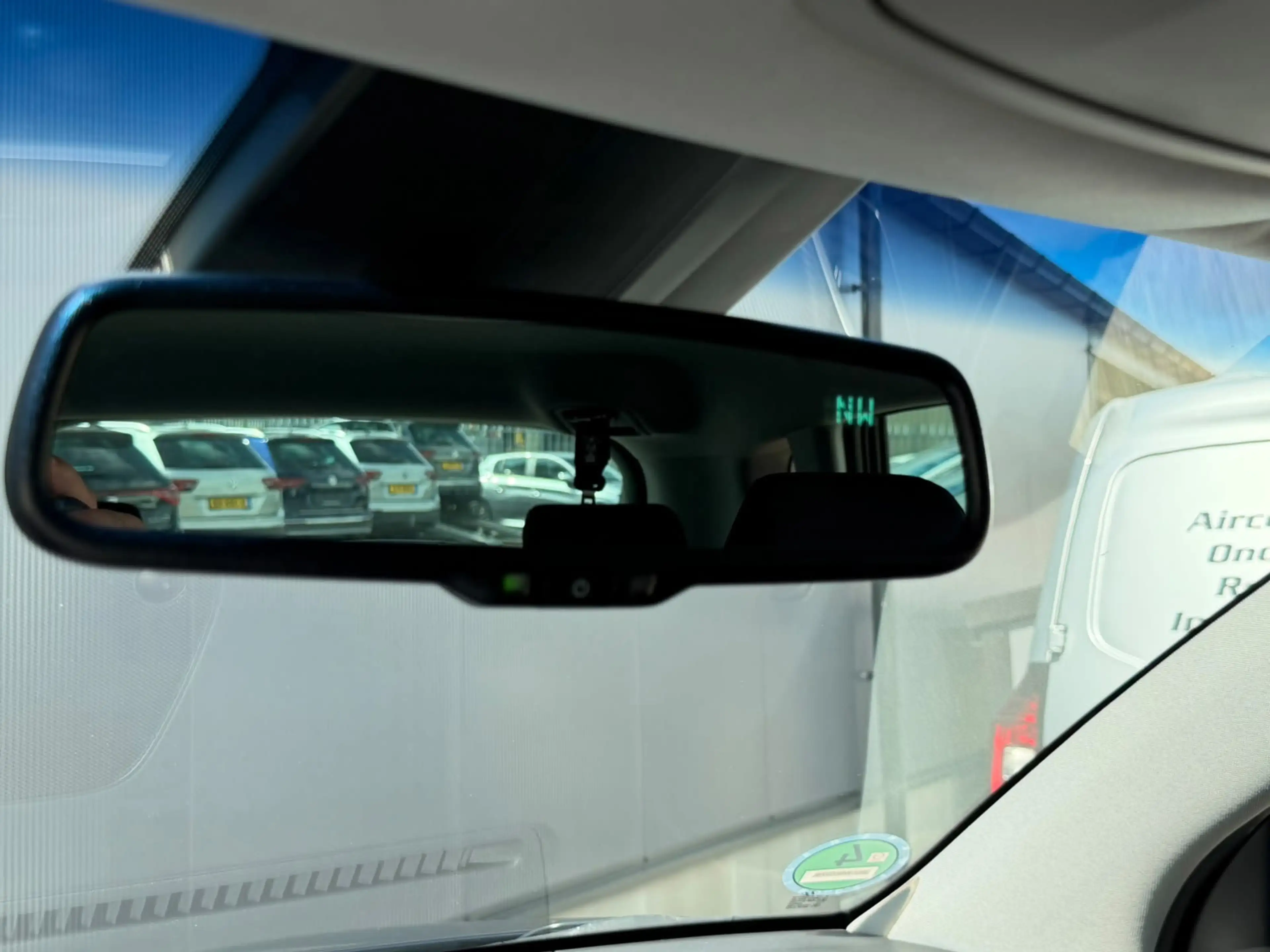 Hyundai TUCSON 1.6 T-GDi Premium / Trekhaak / Navigatie / VOL — photo 30