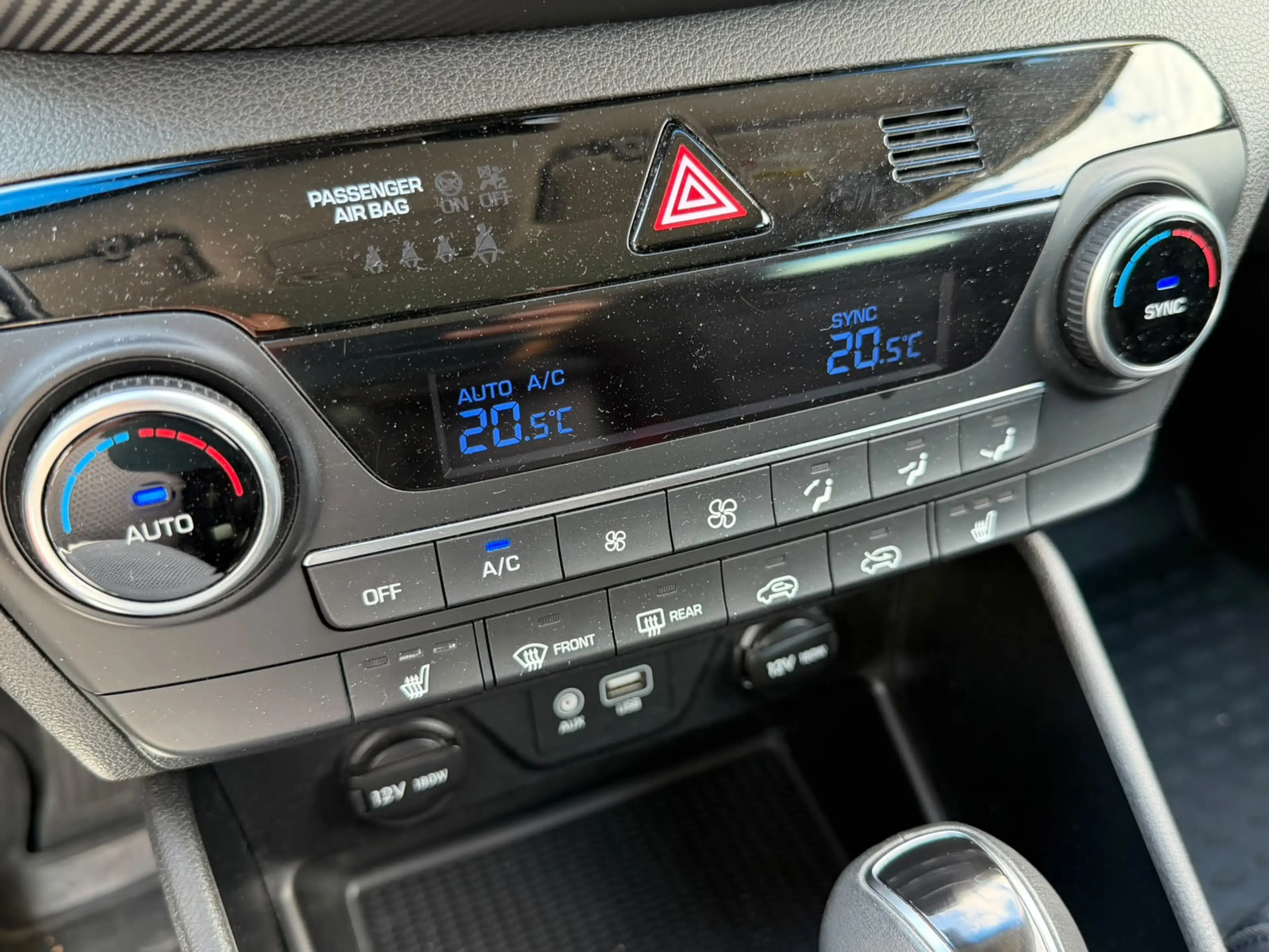 Hyundai TUCSON 1.6 T-GDi Premium / Trekhaak / Navigatie / VOL — photo 26