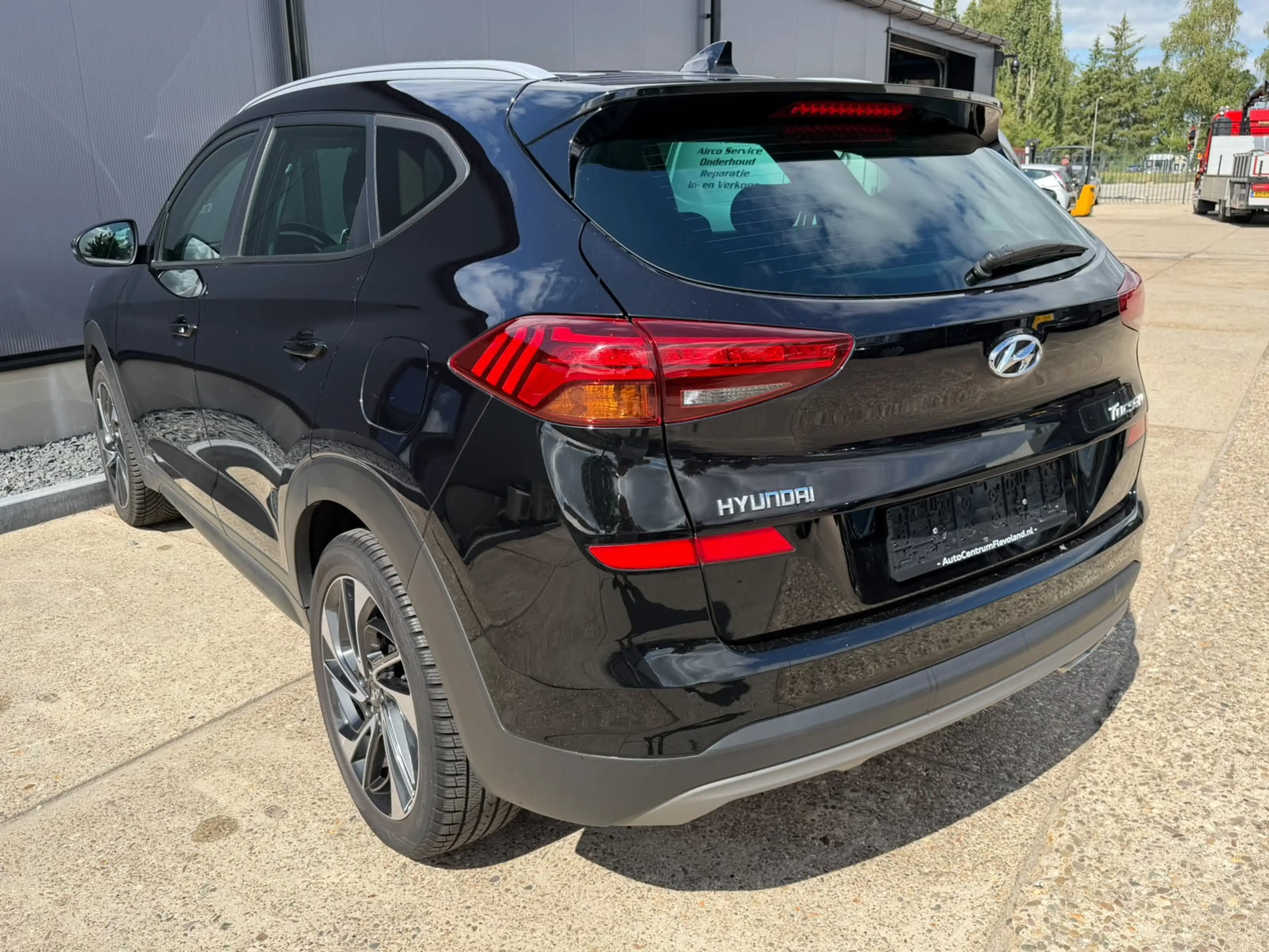 Hyundai TUCSON 1.6 T-GDi Premium / Trekhaak / Navigatie / VOL — photo 12