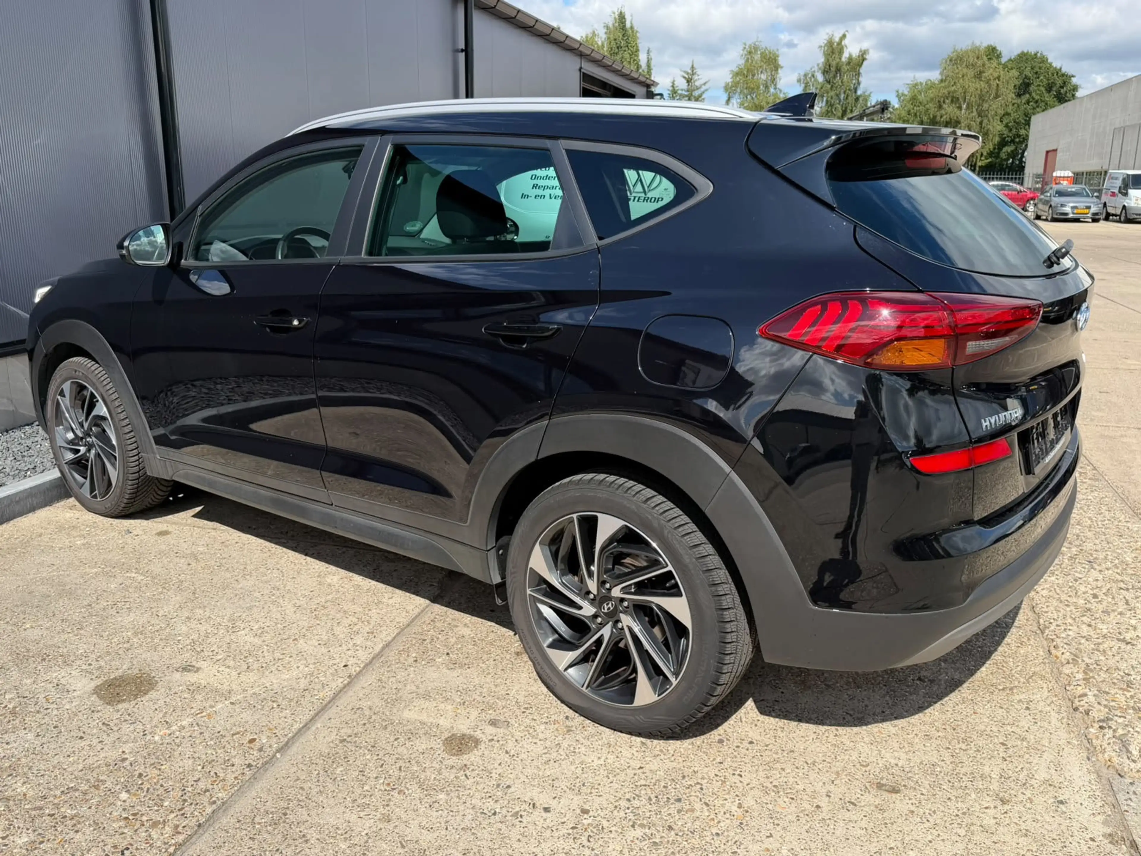 Hyundai TUCSON 1.6 T-GDi Premium / Trekhaak / Navigatie / VOL — photo 13