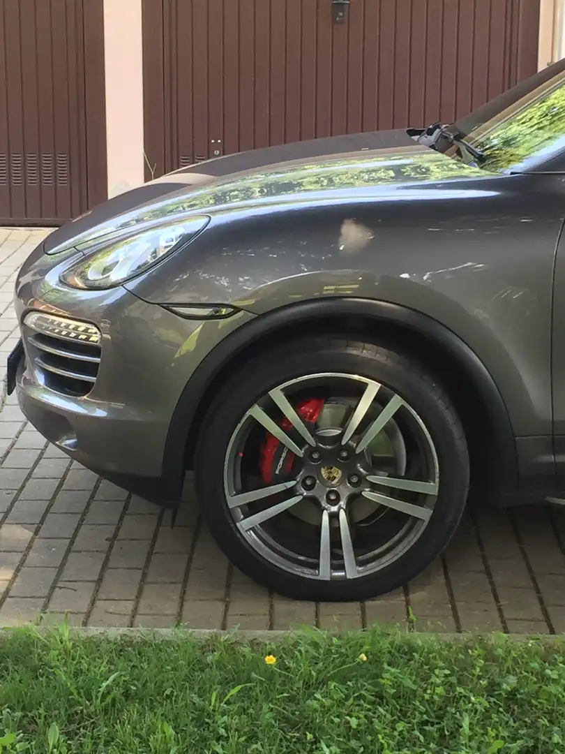 Porsche Cayenne 3.0 tdi V6 tiptronic dpf - 2