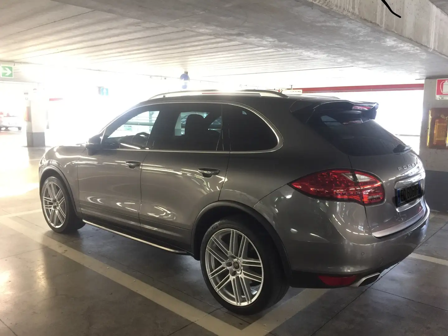 Porsche Cayenne 3.0 tdi V6 tiptronic dpf - 1
