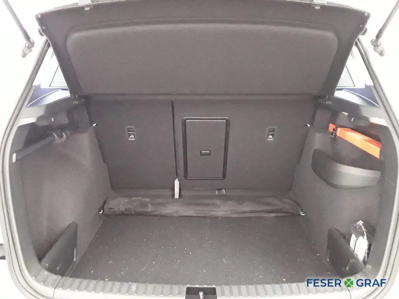 Skoda Karoq 1.5 TSI Selection DSG ACC Navi RüKa Sitzh., миниатюра 9