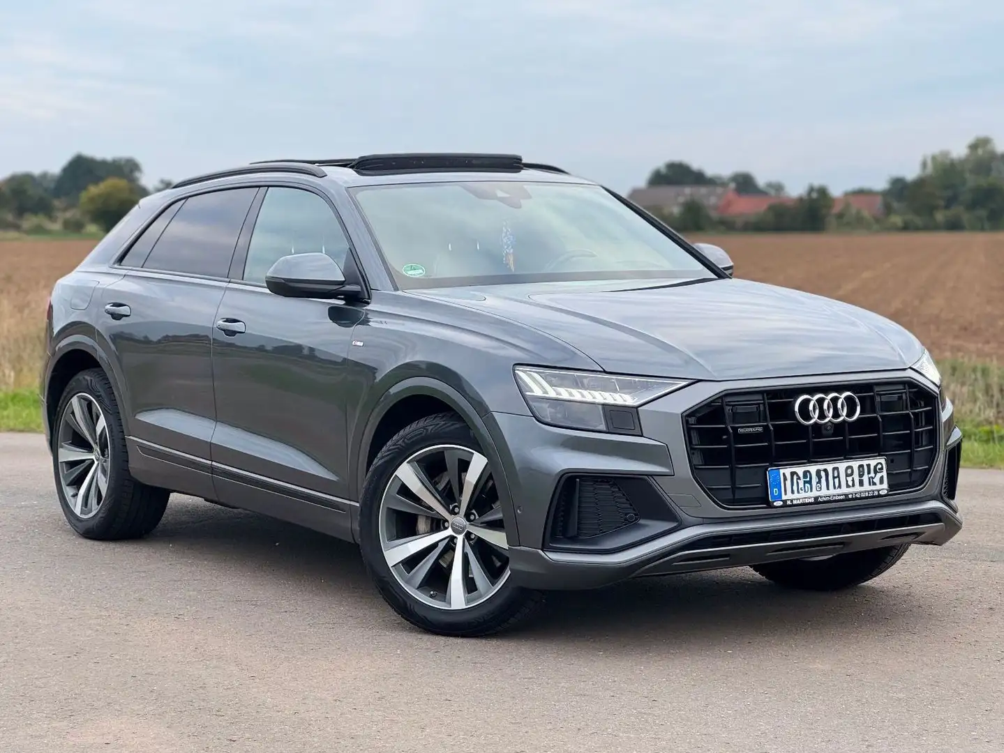 Audi Q8 50 TDI quattro S-Line*PANORAMA*Head-Up* Grau - 1