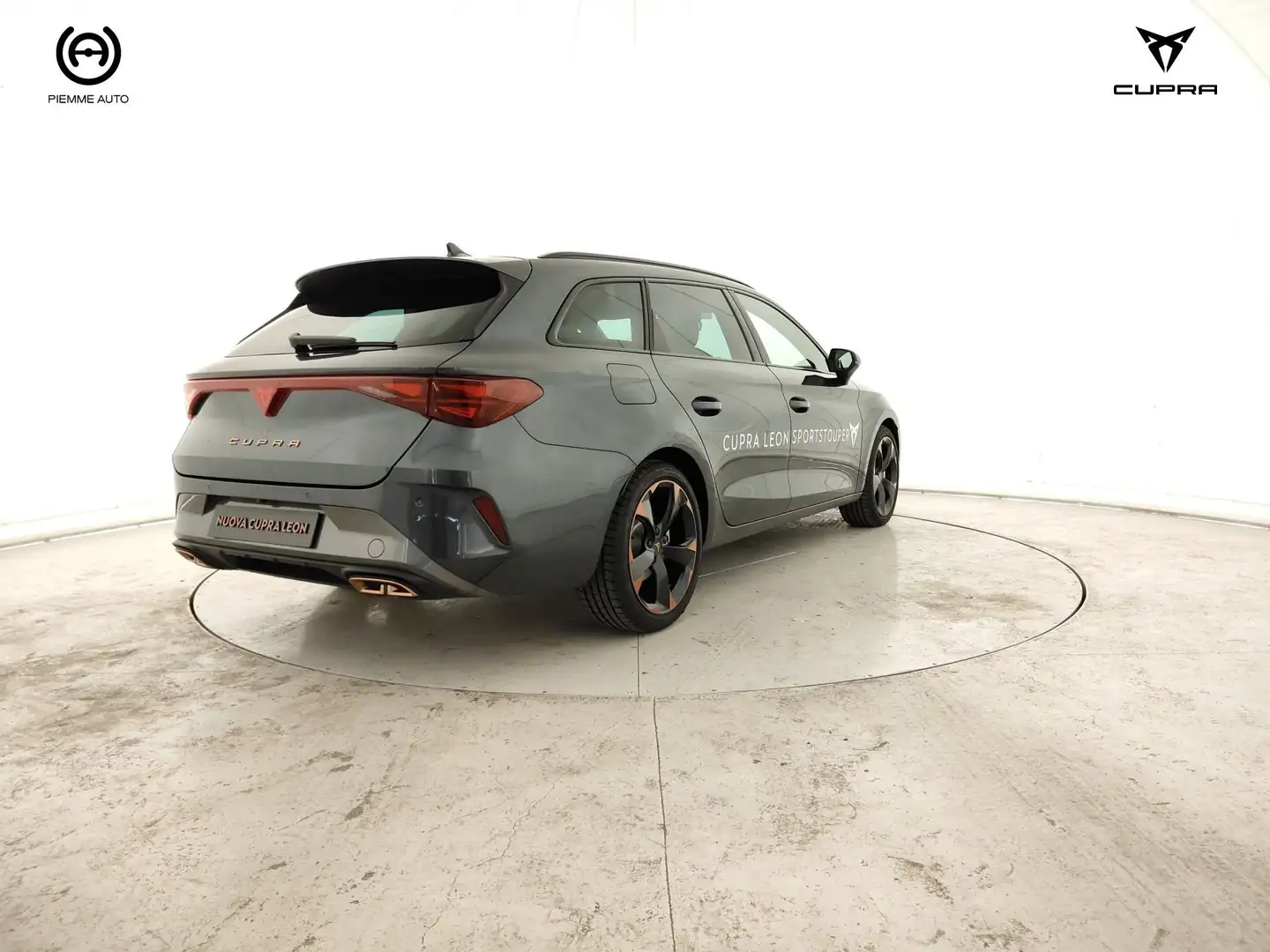 CUPRA Leon Leon Sportstourer 1.5 e-Hybrid 204 CV DSG Grijs - 2