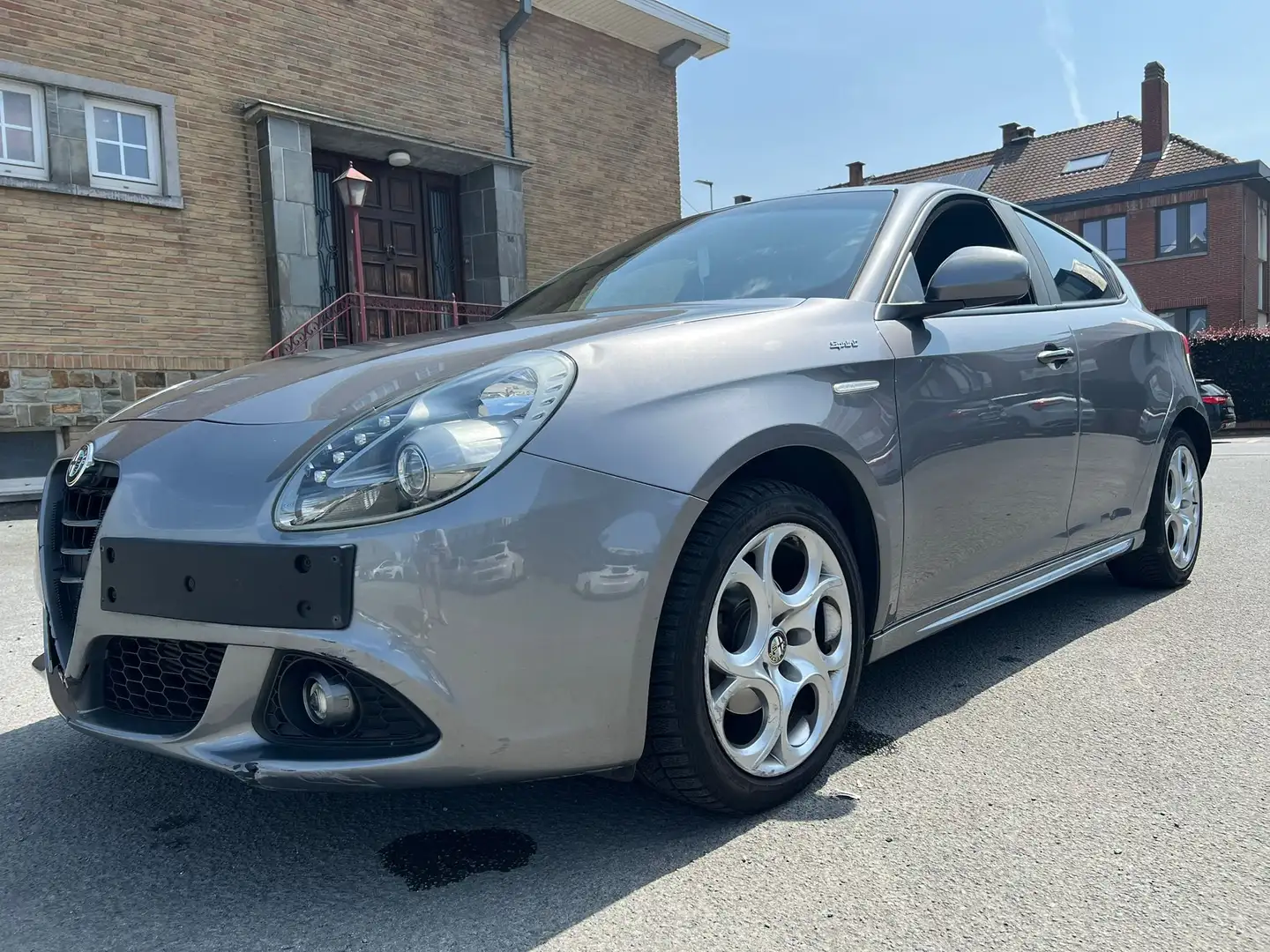 Alfa Romeo Giulietta 1.6 JTDm Progression Gris - 1
