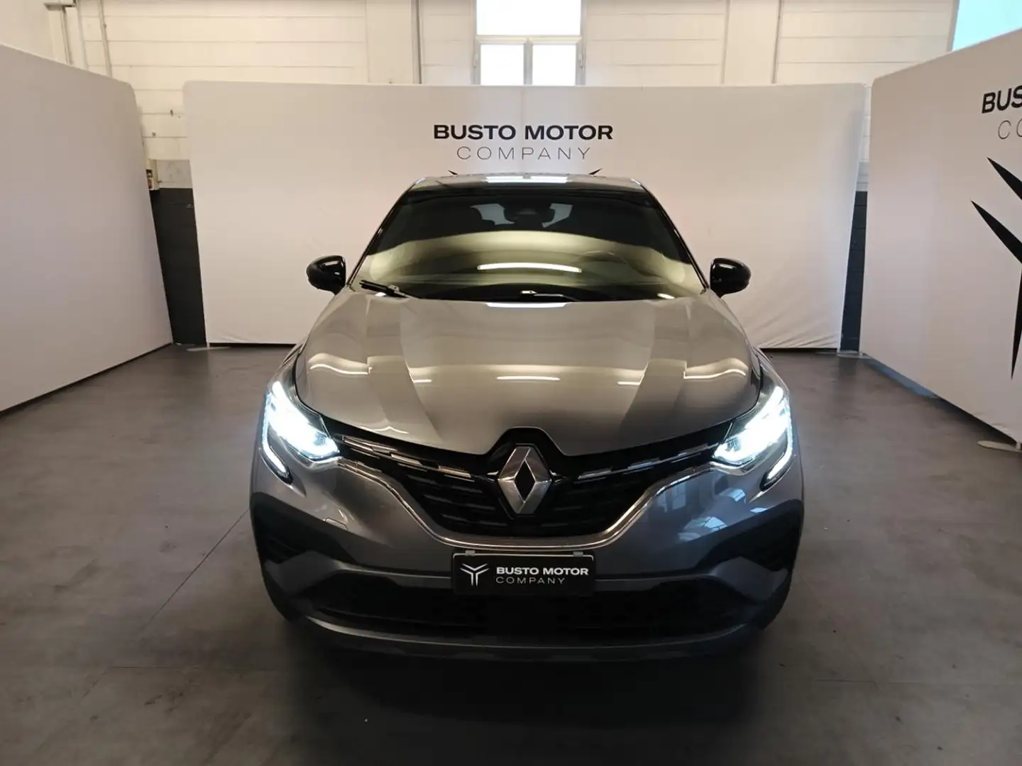 Renault Captur Plug-in Hybrid E-Tech 160 CV Techno Gris - 2