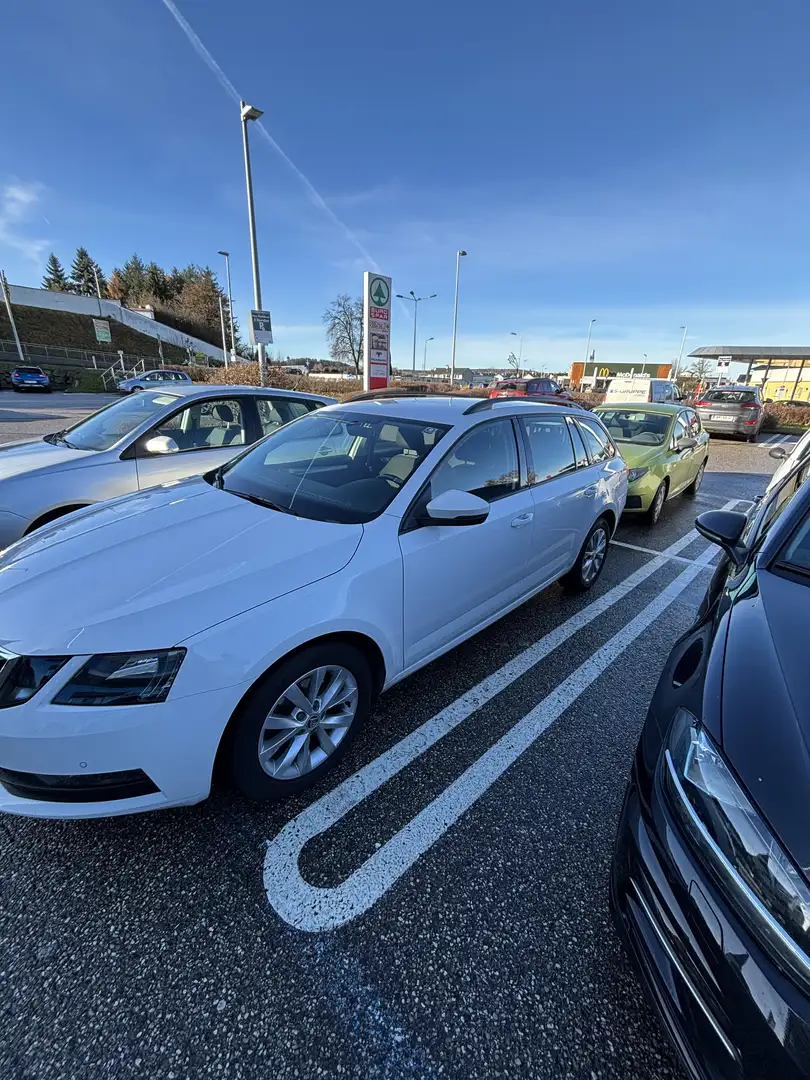Skoda Octavia Combi 1,6 TDI Ambition DSG - 2