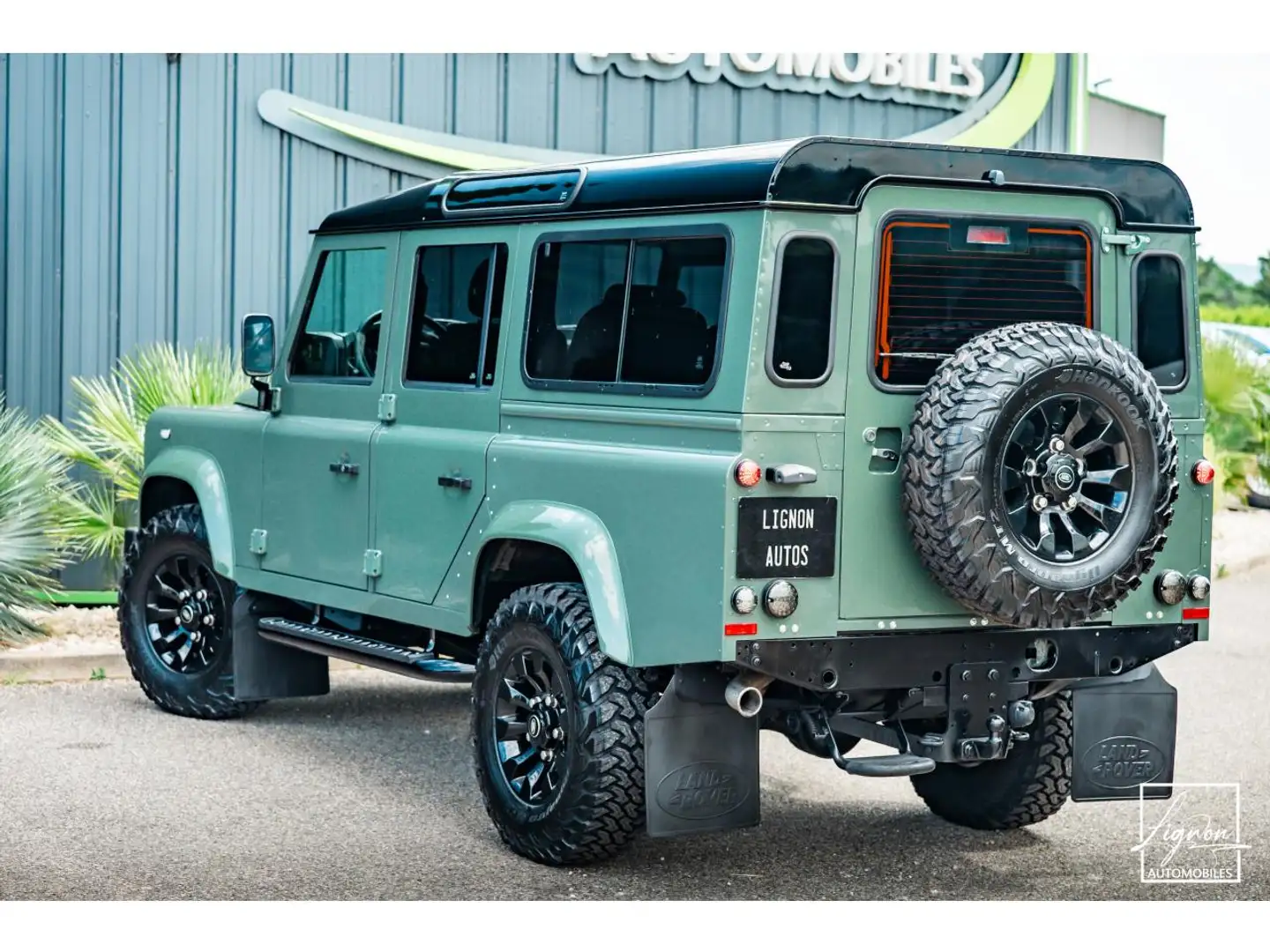 Land Rover Defender Rover Defender 110 td4 2.2 SW 7 places Vert - 2
