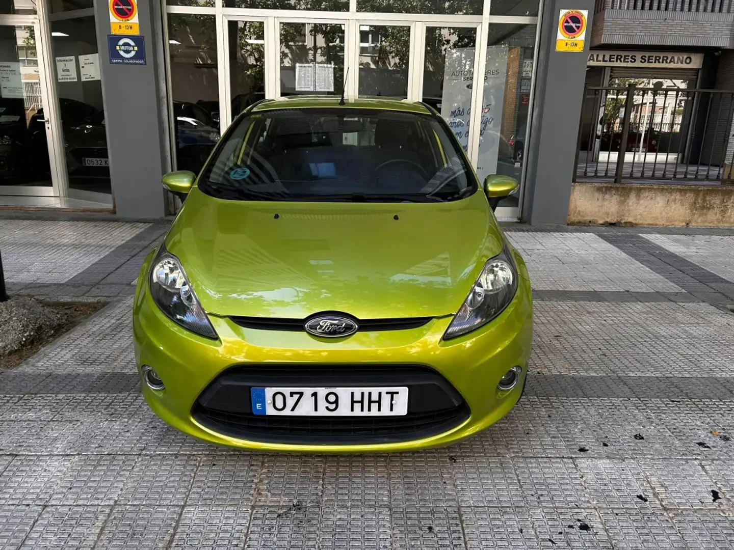 Ford Fiesta 1.25 Trend 82 Verde - 2